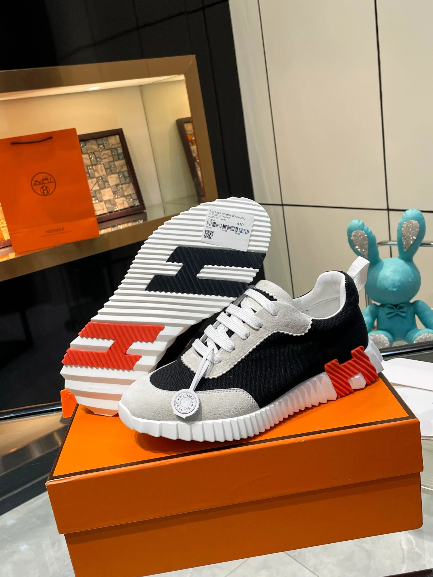 Hermès Sneakers — 62060b64