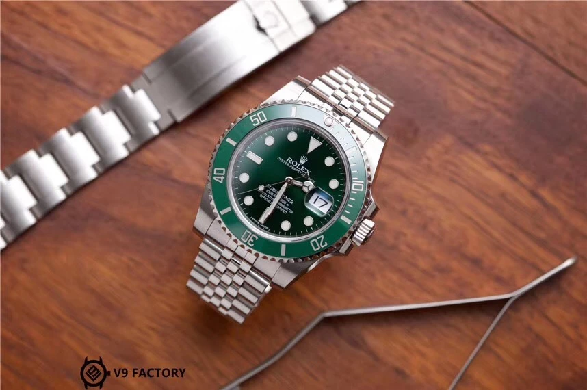 Watch — f1dddbfe