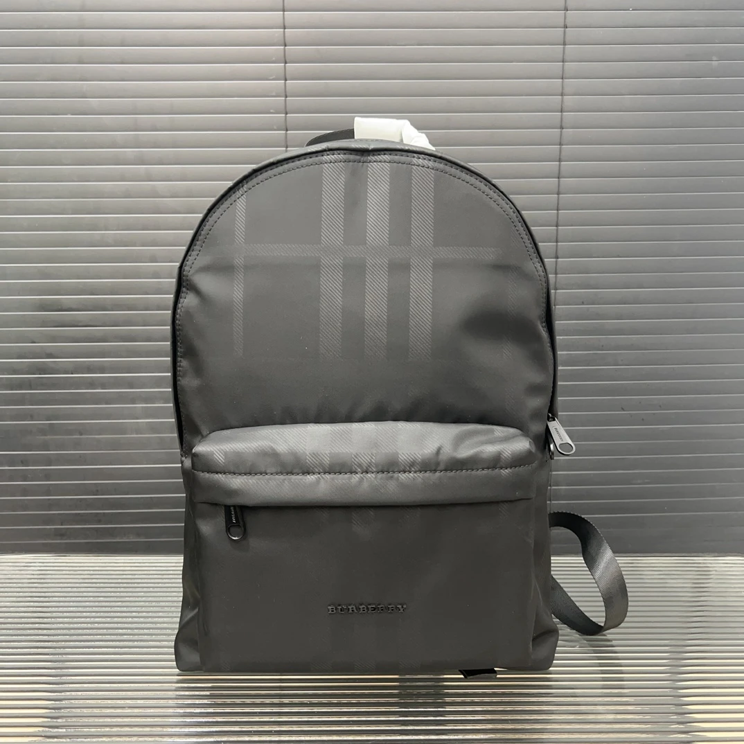 Burberry Bag — c7a624d6