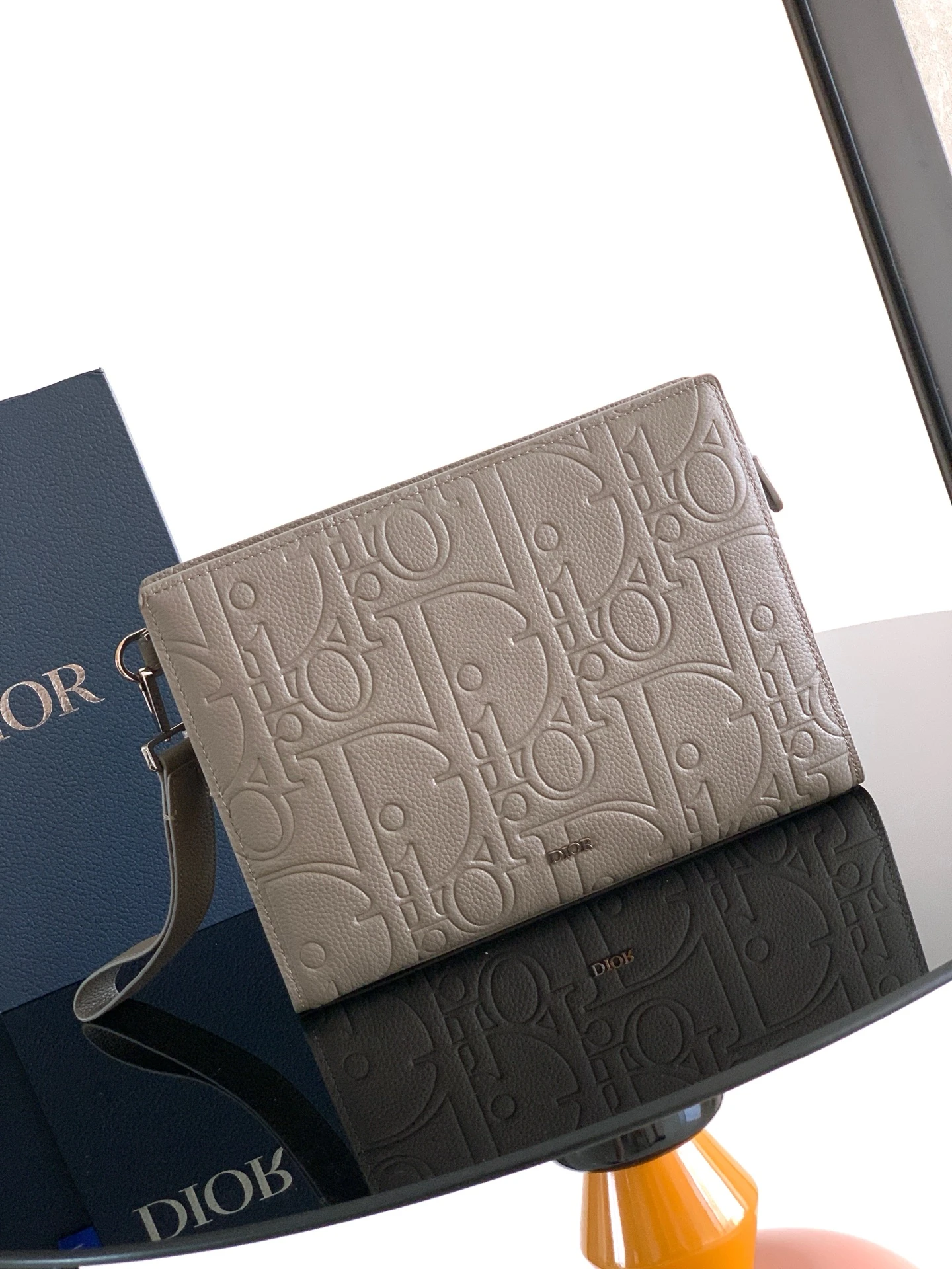 Dior Bag — 42e2efb3
