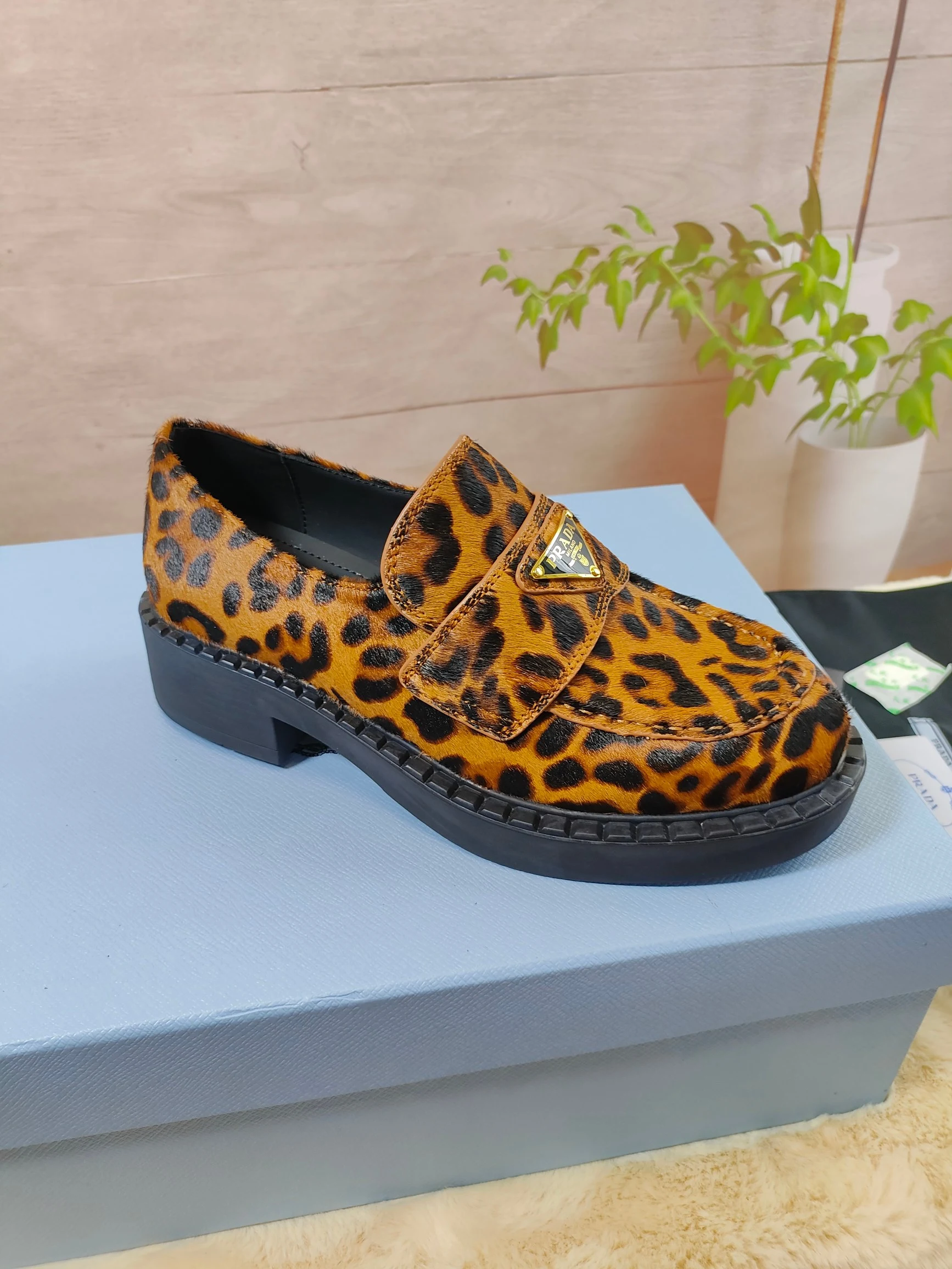 Prada Loafers — afce67ec