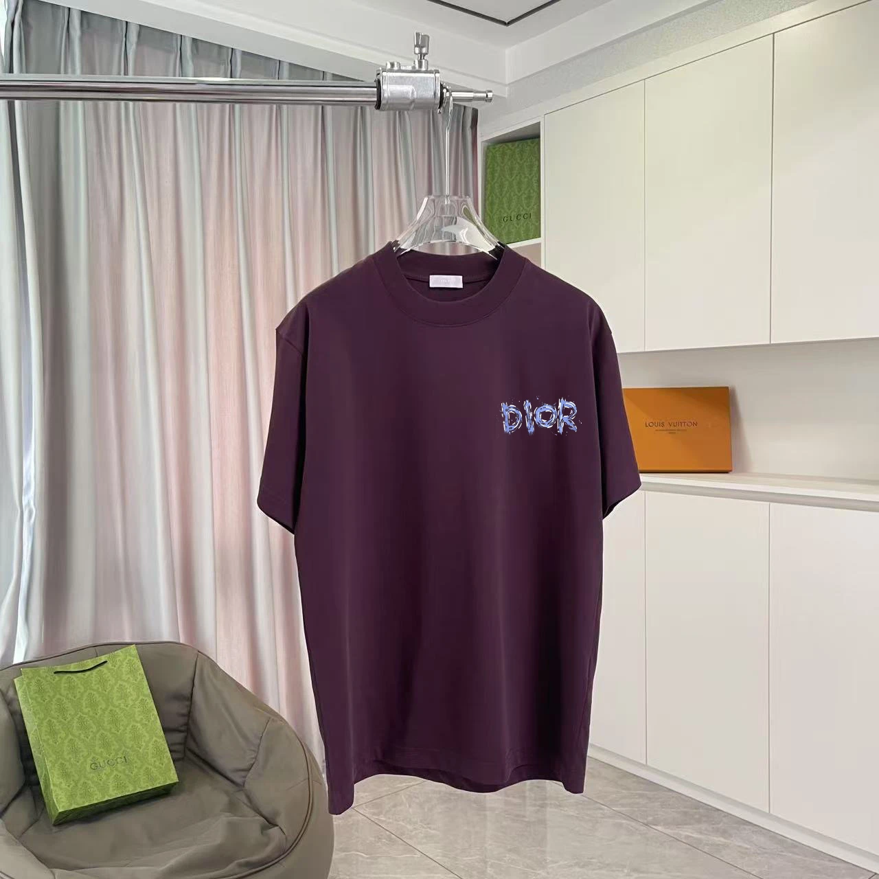 Dior T-Shirt — 76f27f59
