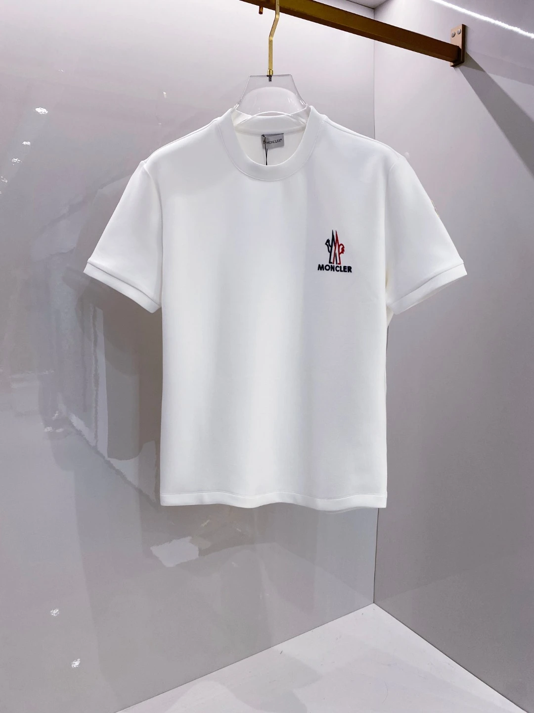 Moncler T-Shirt — c61b7821