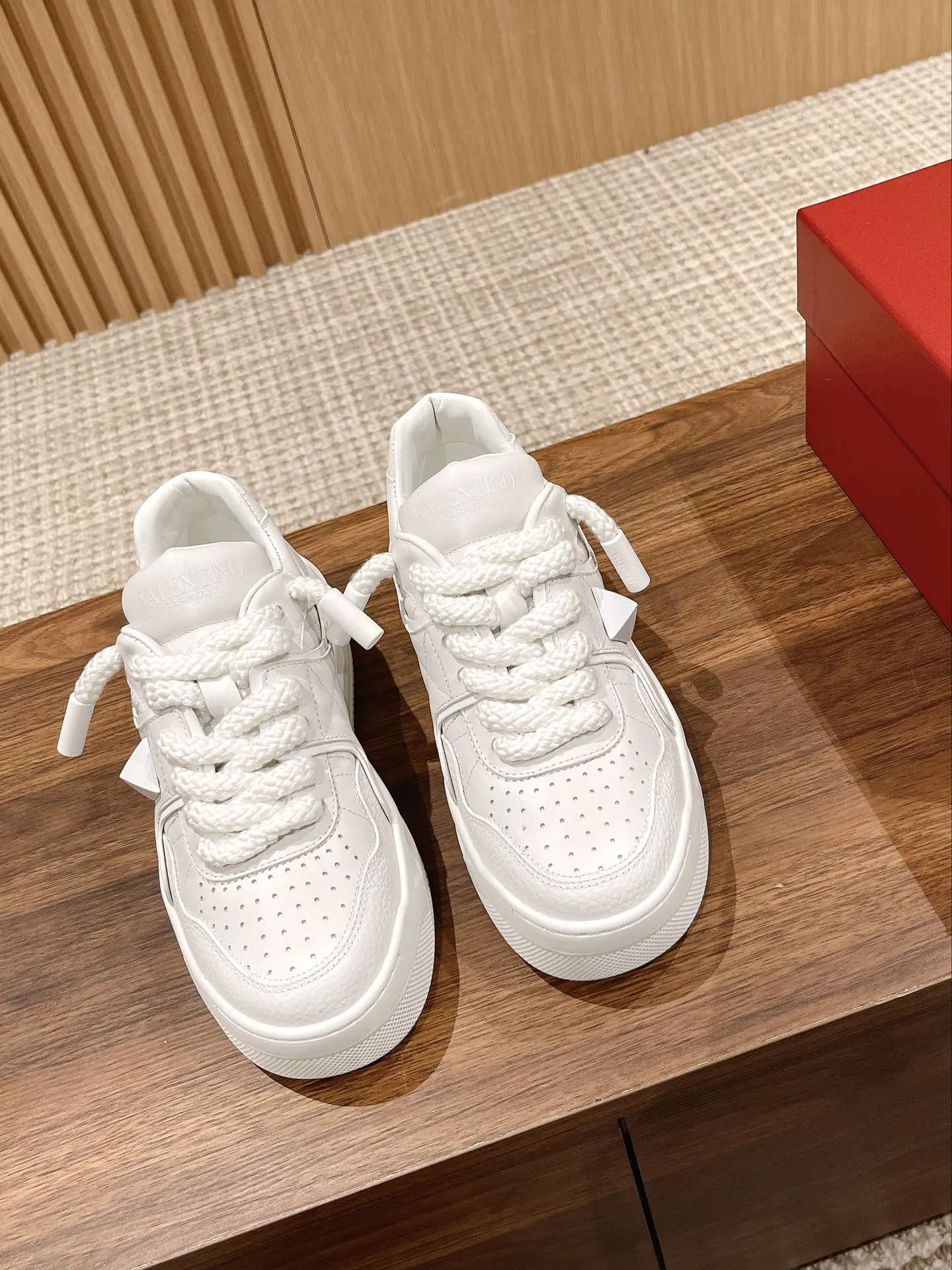 Valentino Sneakers — 062961bc