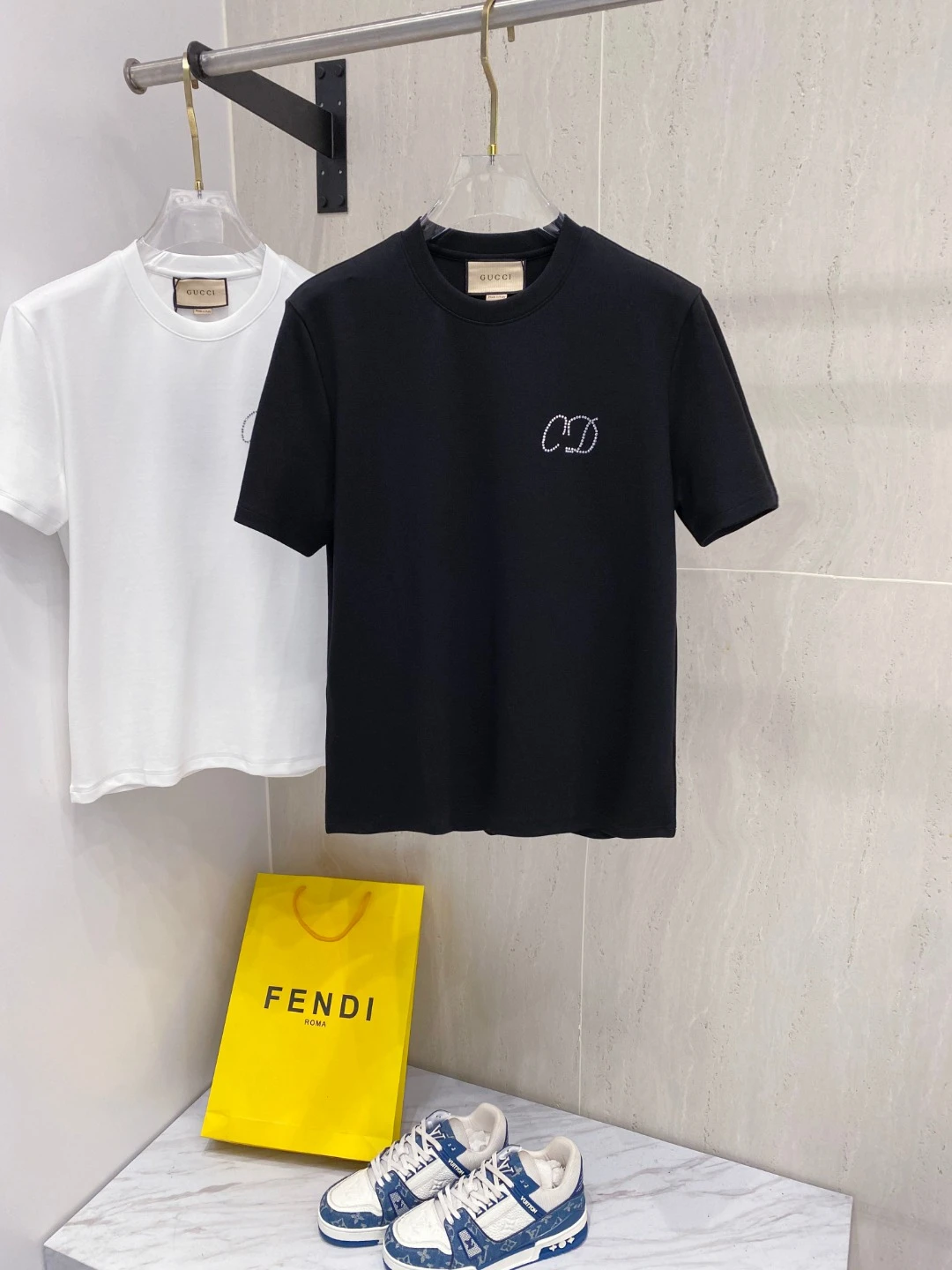 Gucci T-Shirt — 784260ce