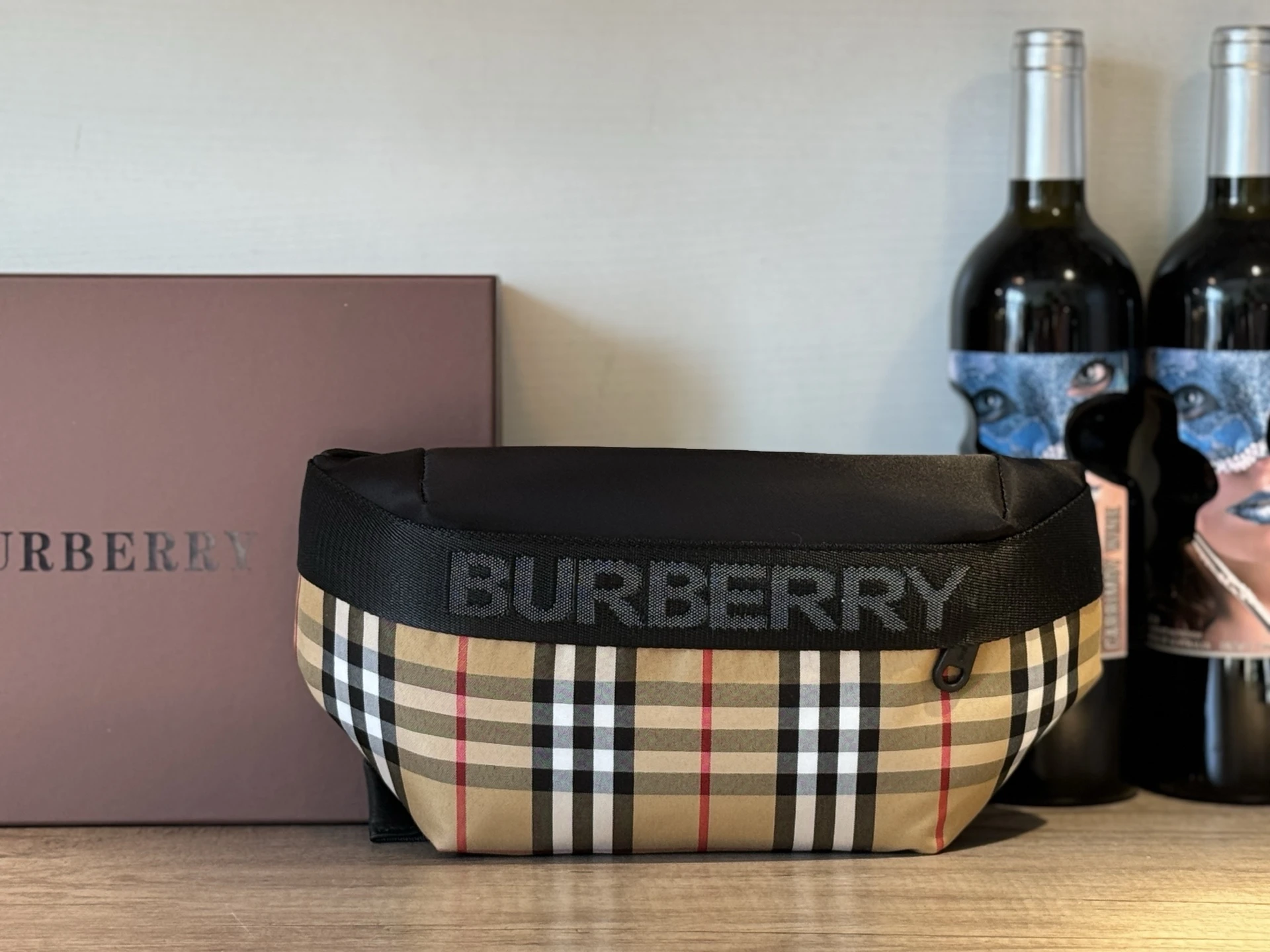 Burberry Bag — 13e70b1a