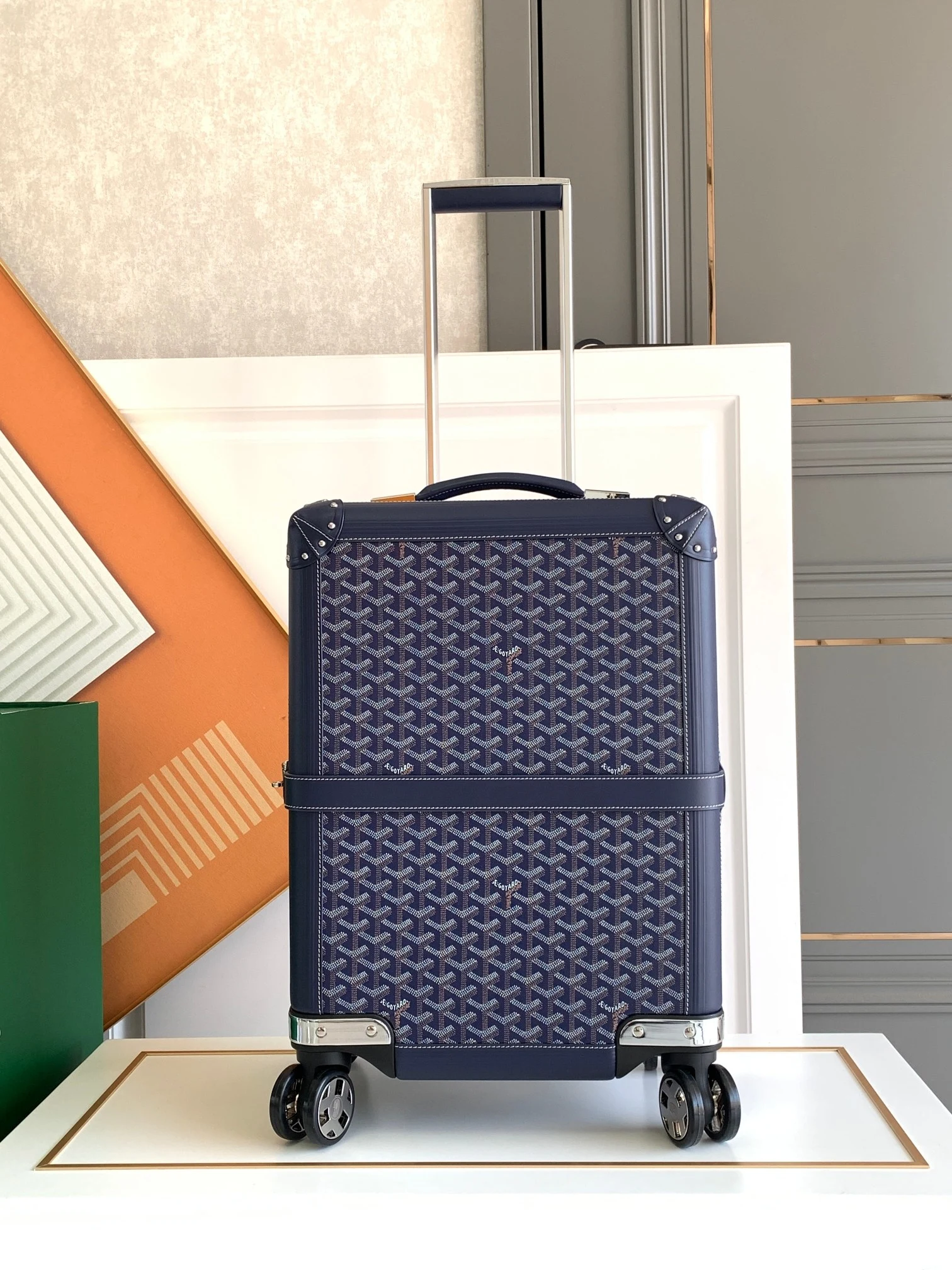 Goyard Luggage — 1130d25b