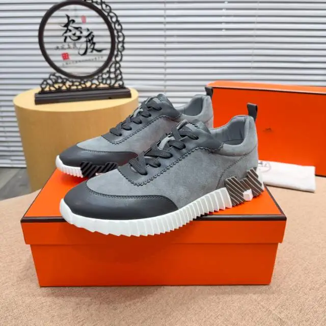Hermès Sneakers — d66cb89e