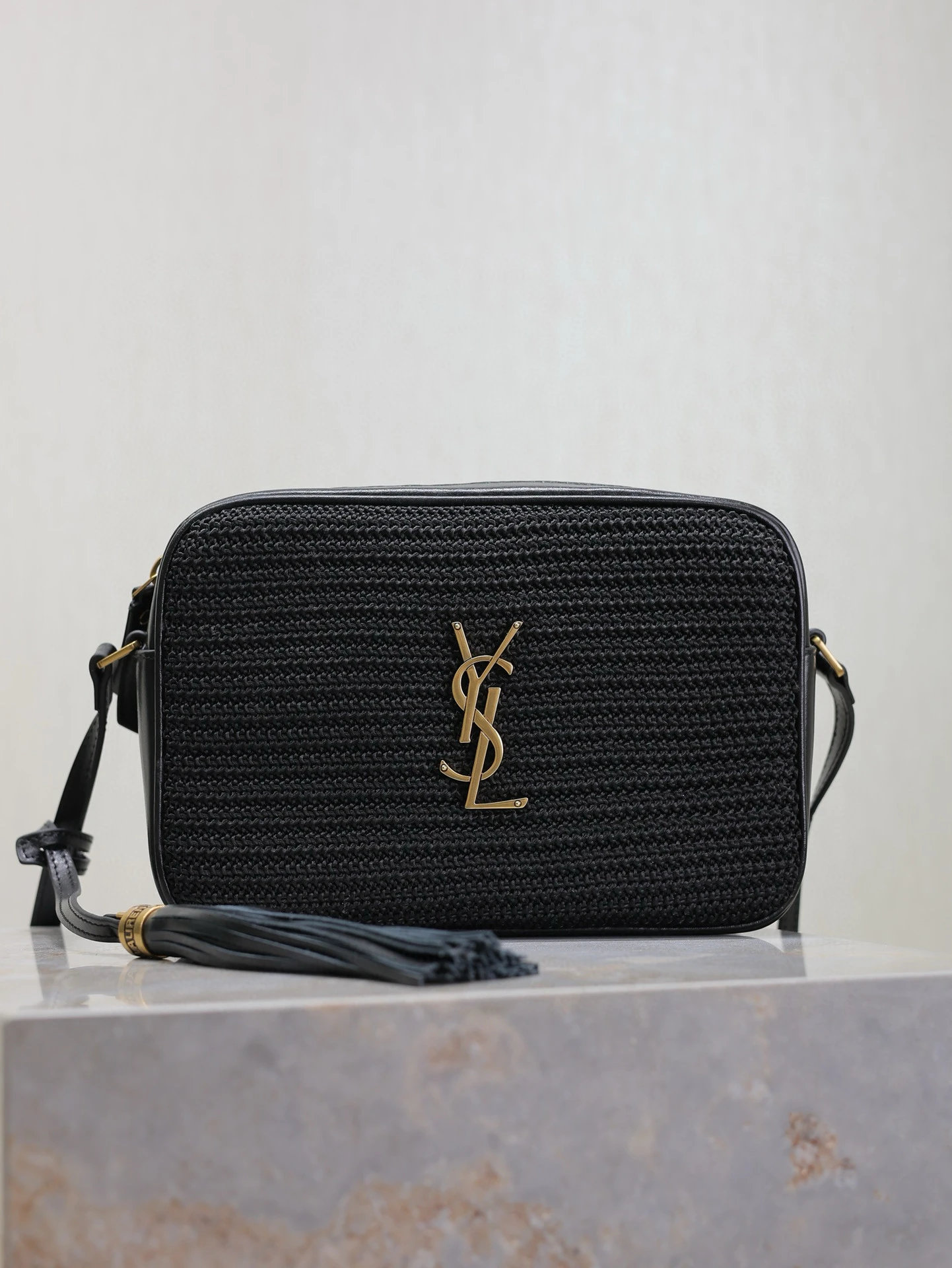 Saint Laurent Bag — c4153549