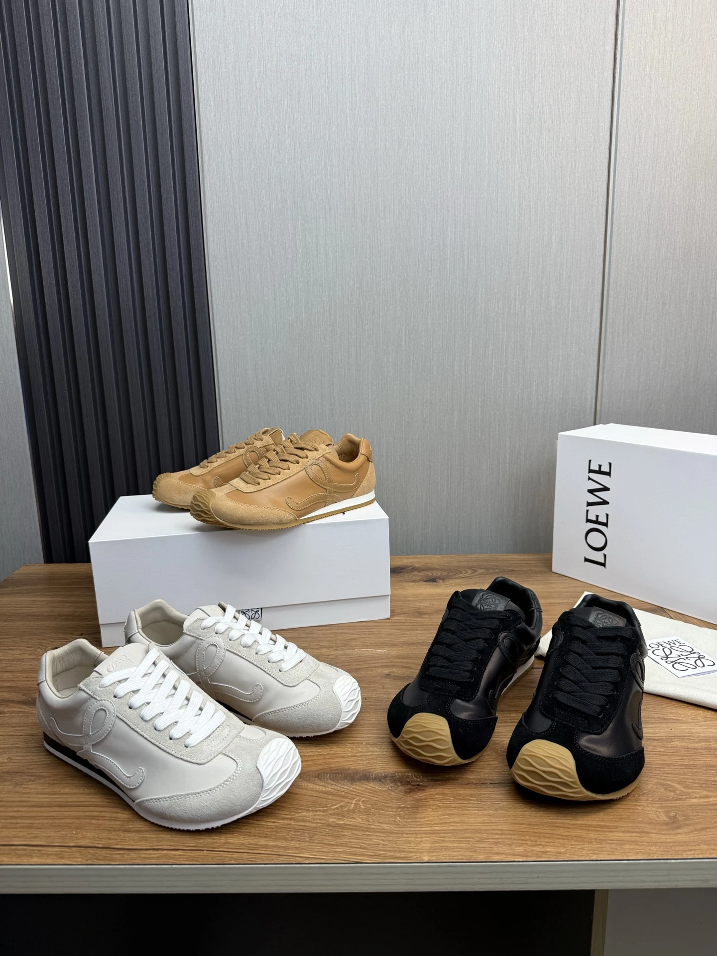 Loewe Sneakers — a7c4149c