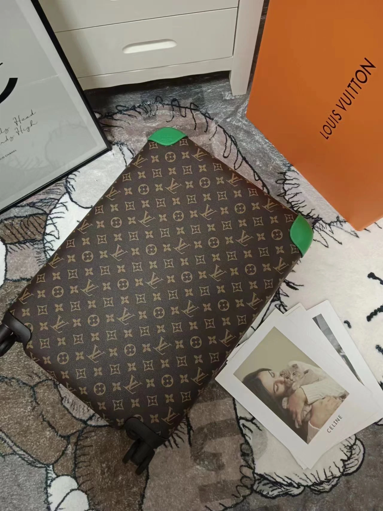 Luggage — c8bc93c4