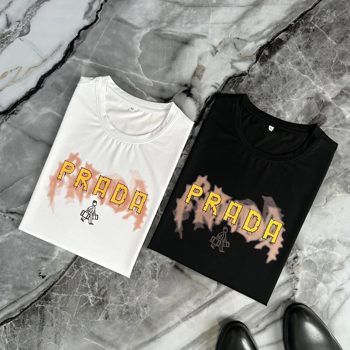 Prada T-Shirt — d1cb4c47