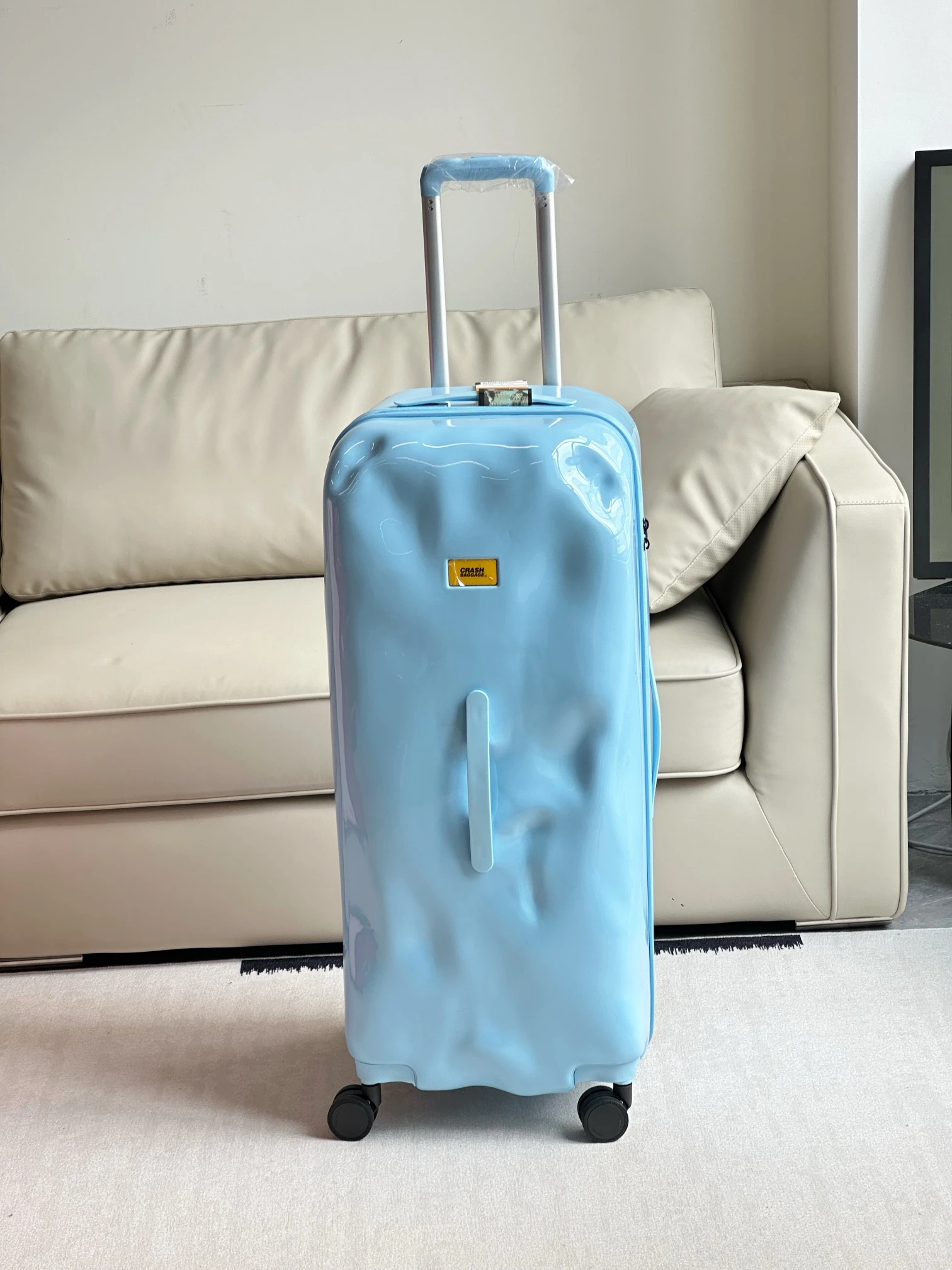 Luggage — 191d1988
