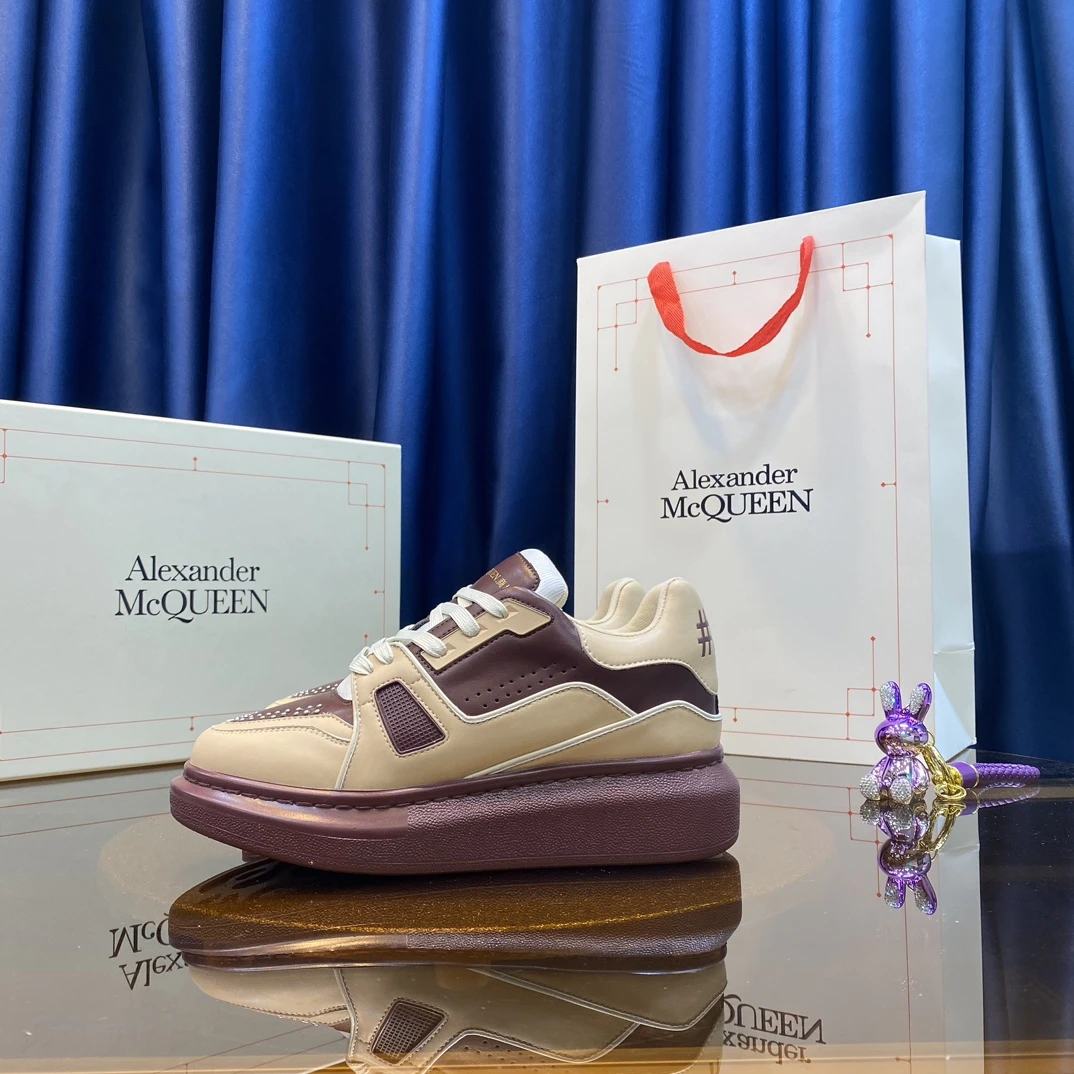 Alexander McQueen Sneakers — 01f6ac05