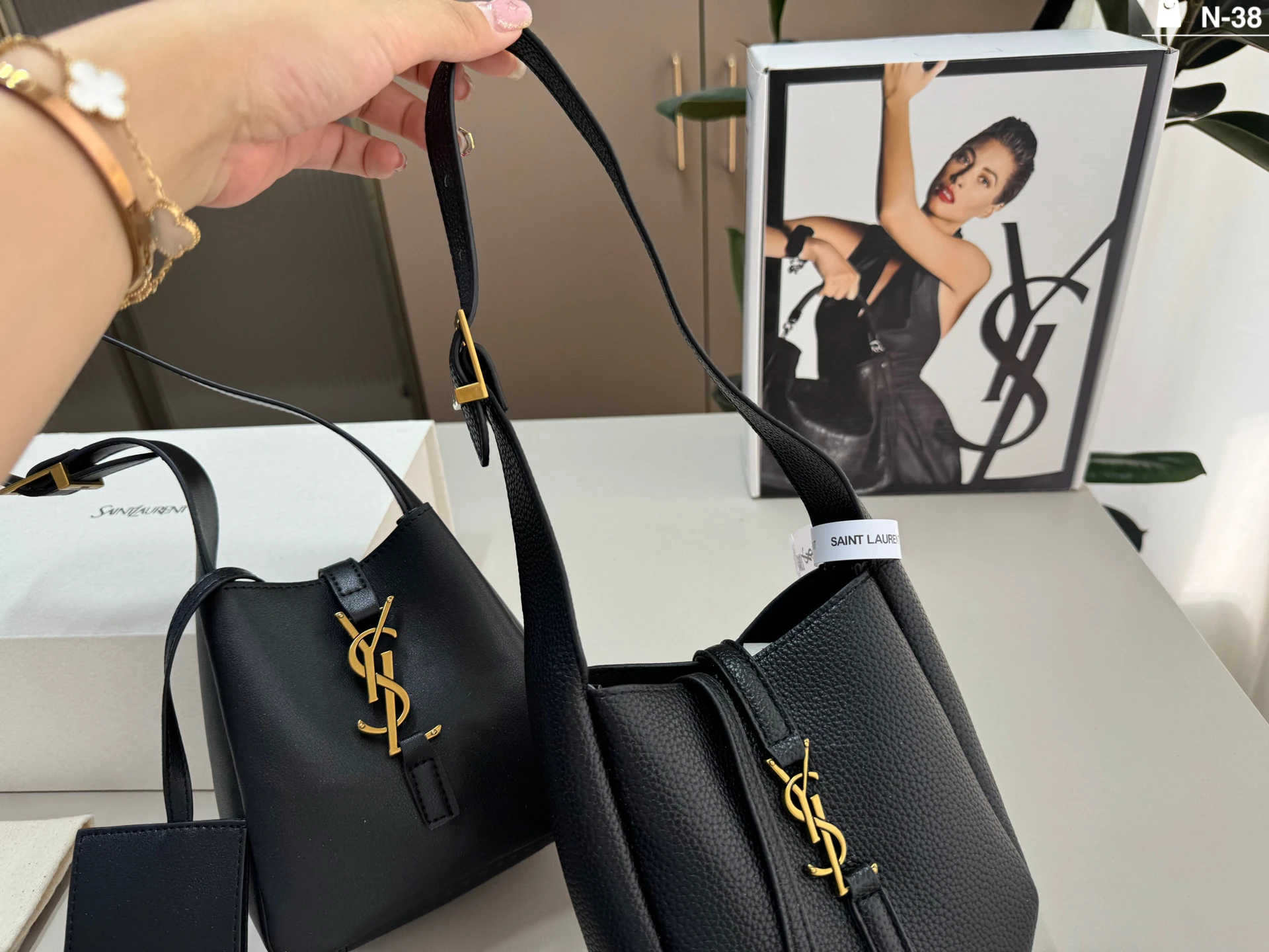 Saint Laurent Bag — 90bddd26