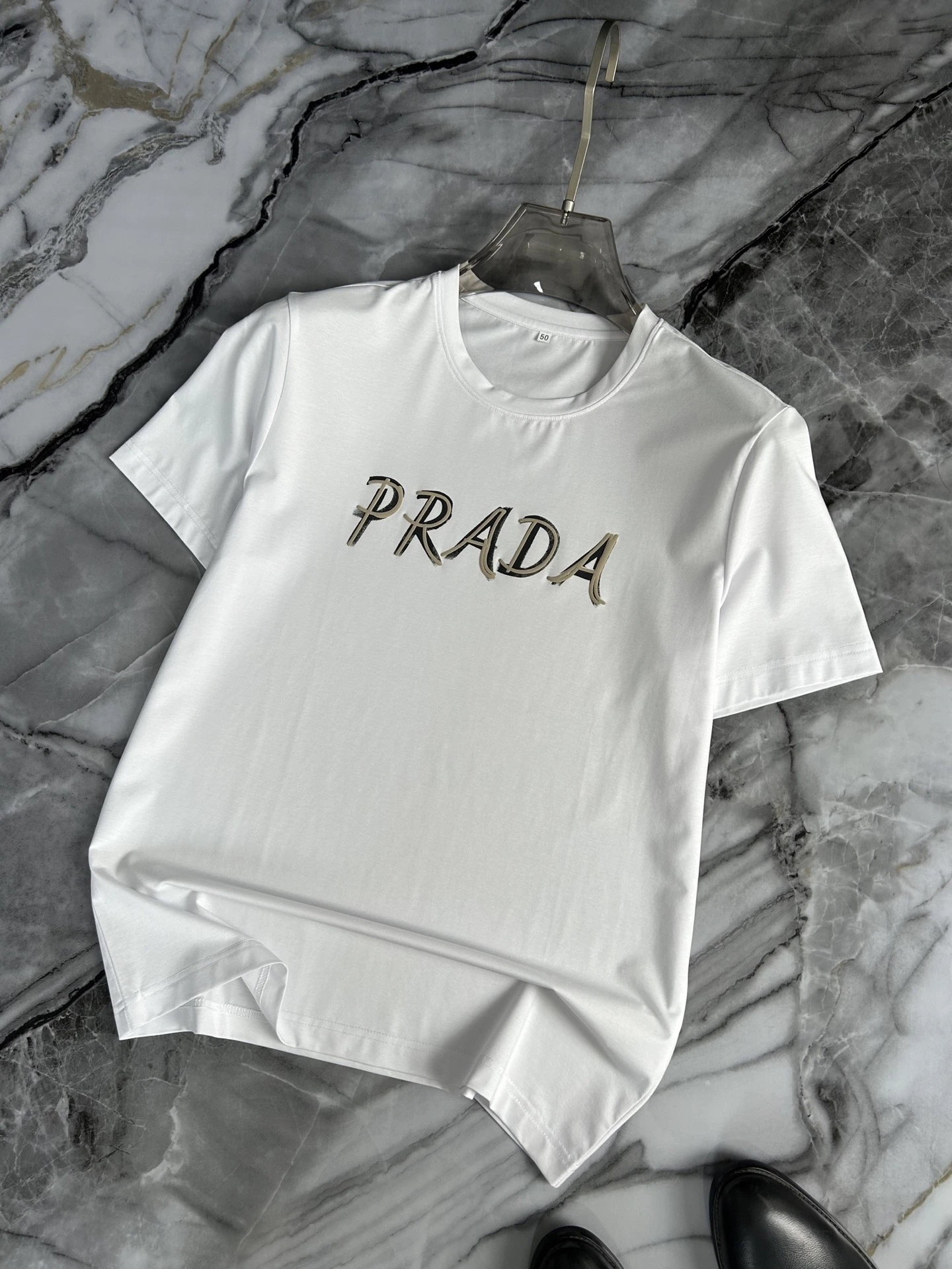 Prada T-Shirt — 7fee531b