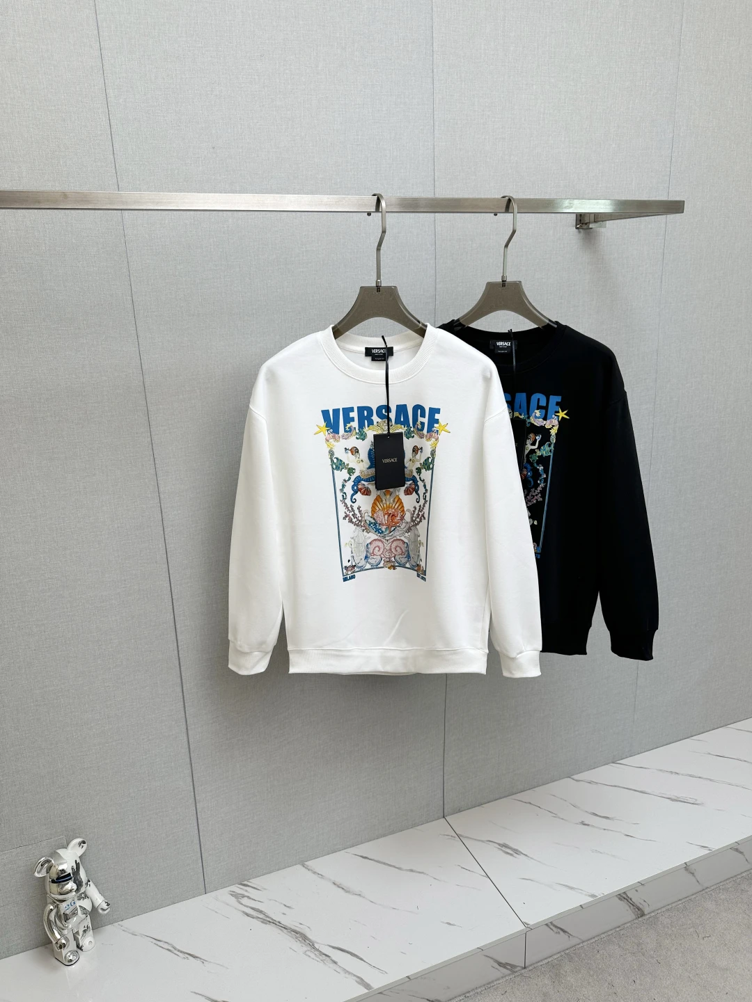 Sweatshirts — c2c6e88b