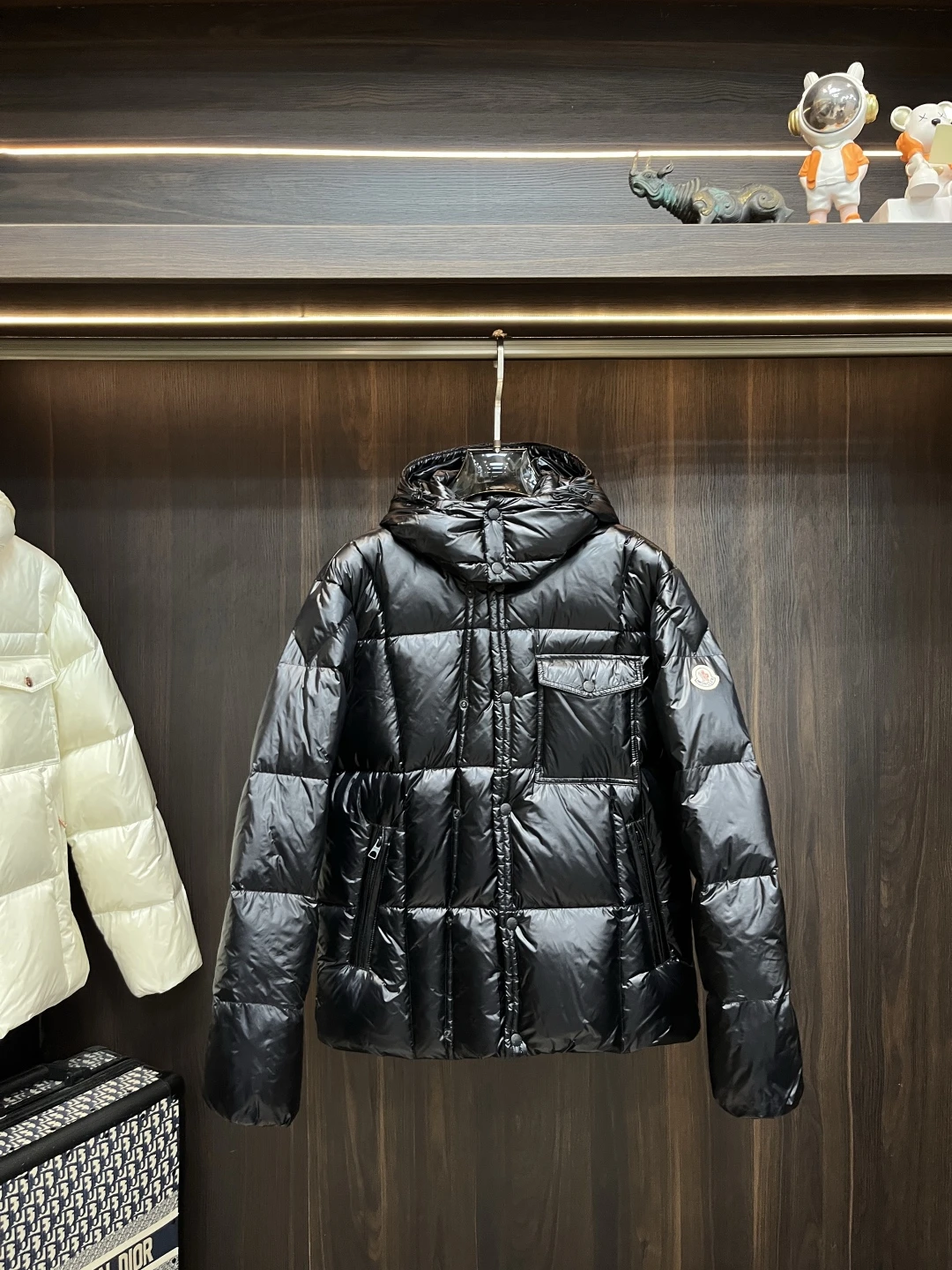Moncler Down Jacket — 010f0d3b