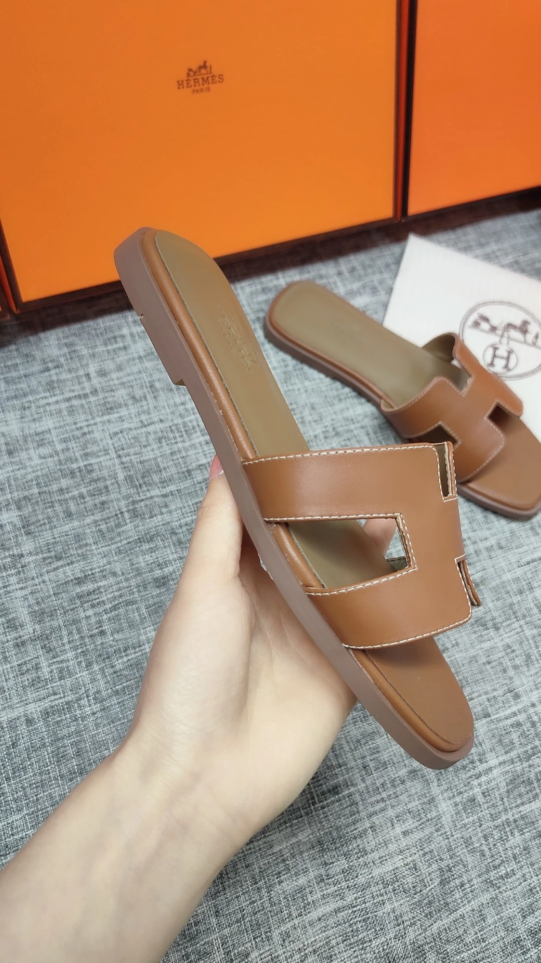 Hermès Slippers — 38a2ef51