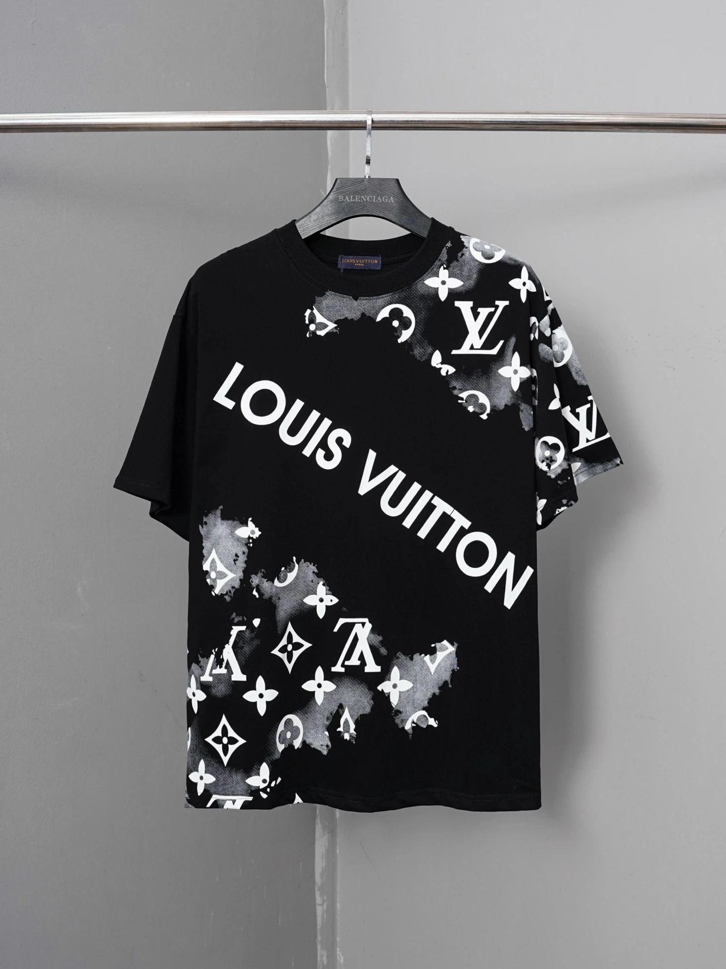 Louis Vuitton T-Shirt — 7cd81feb