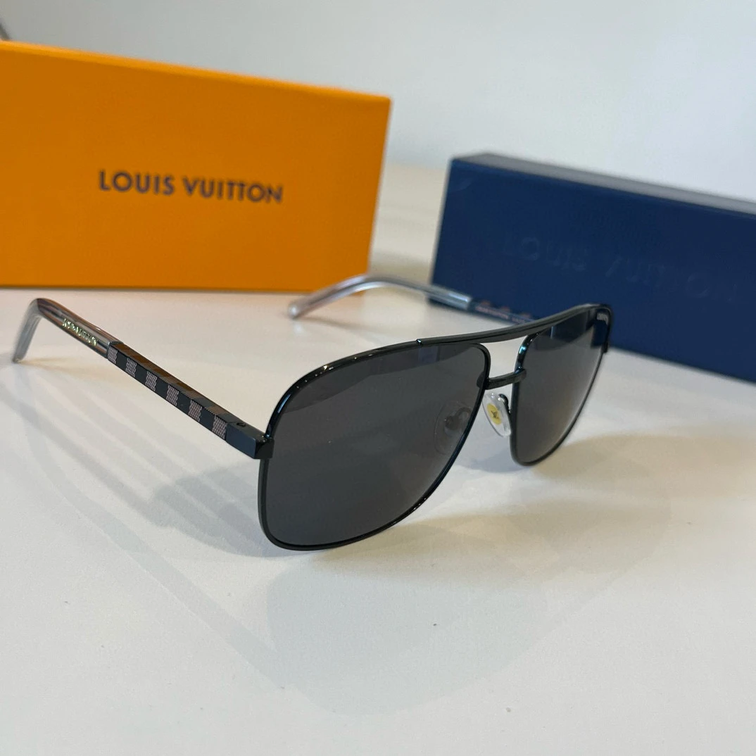 Louis Vuitton Eyewear — aa68b03a