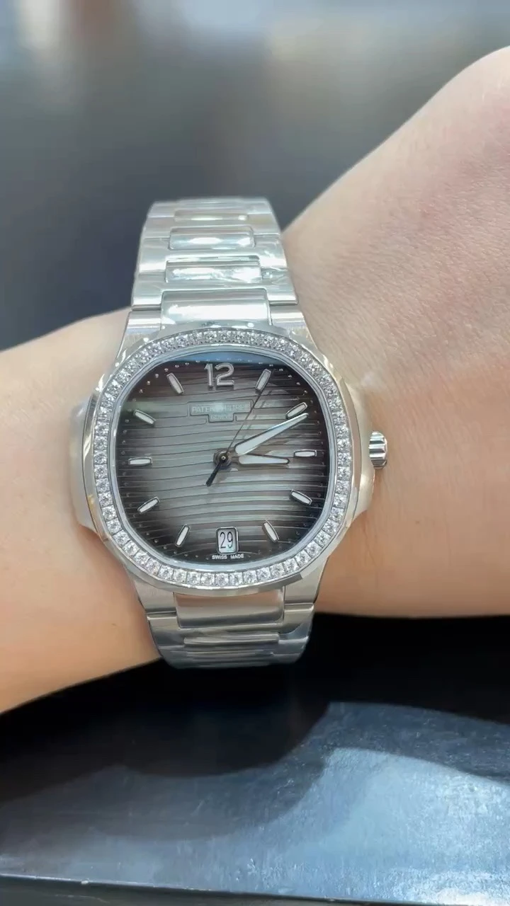 Patek Philippe Watch — 17b366d0