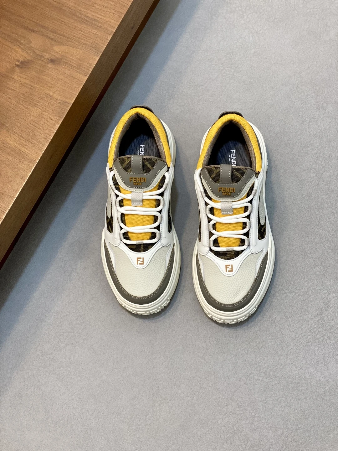 Fendi Sneakers — d1f58eca