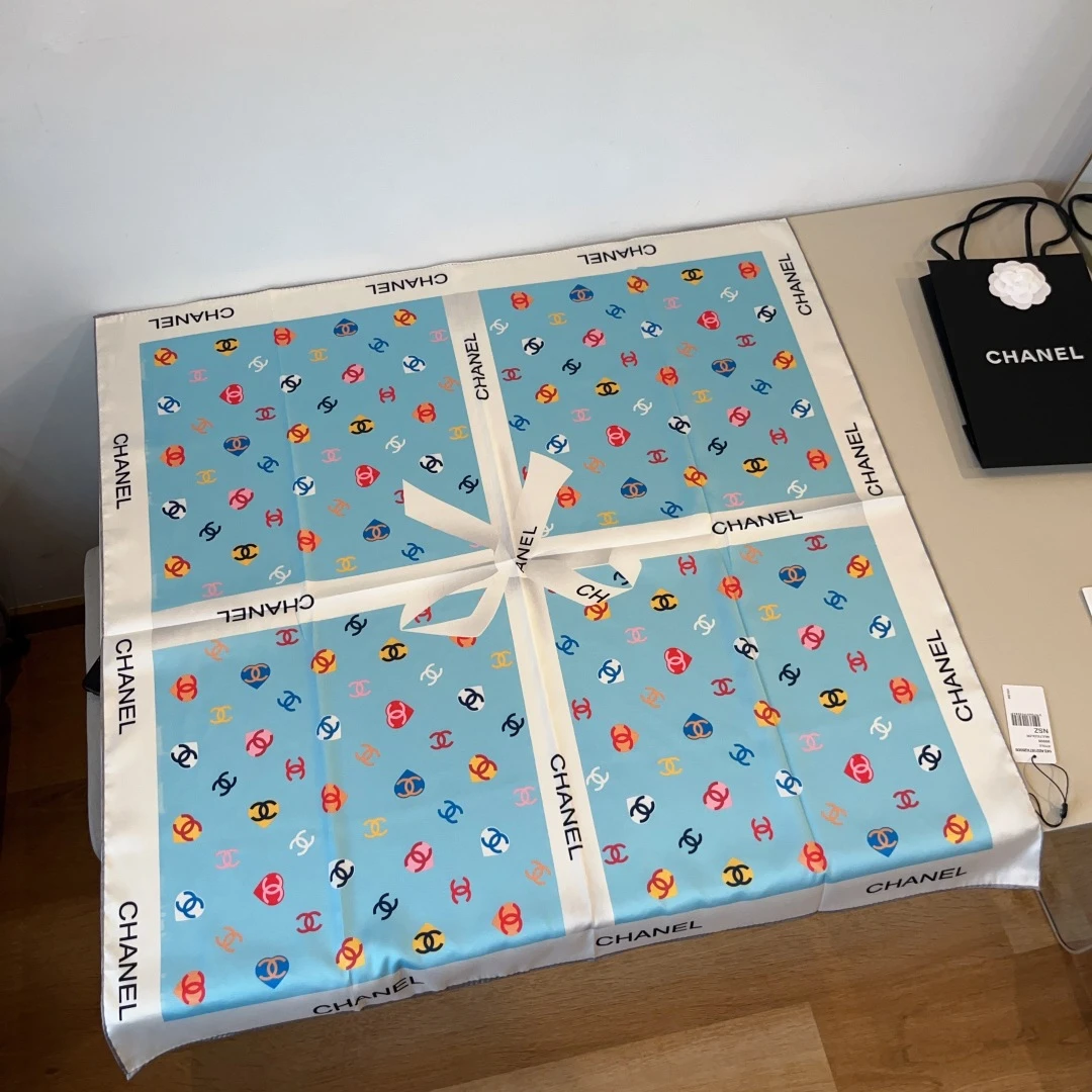 Chanel Scarves — db02be32