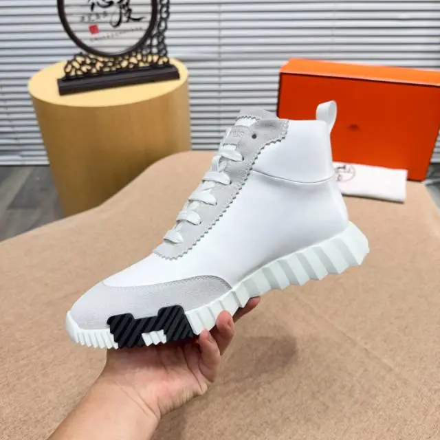 Hermès Sneakers — e63846b5