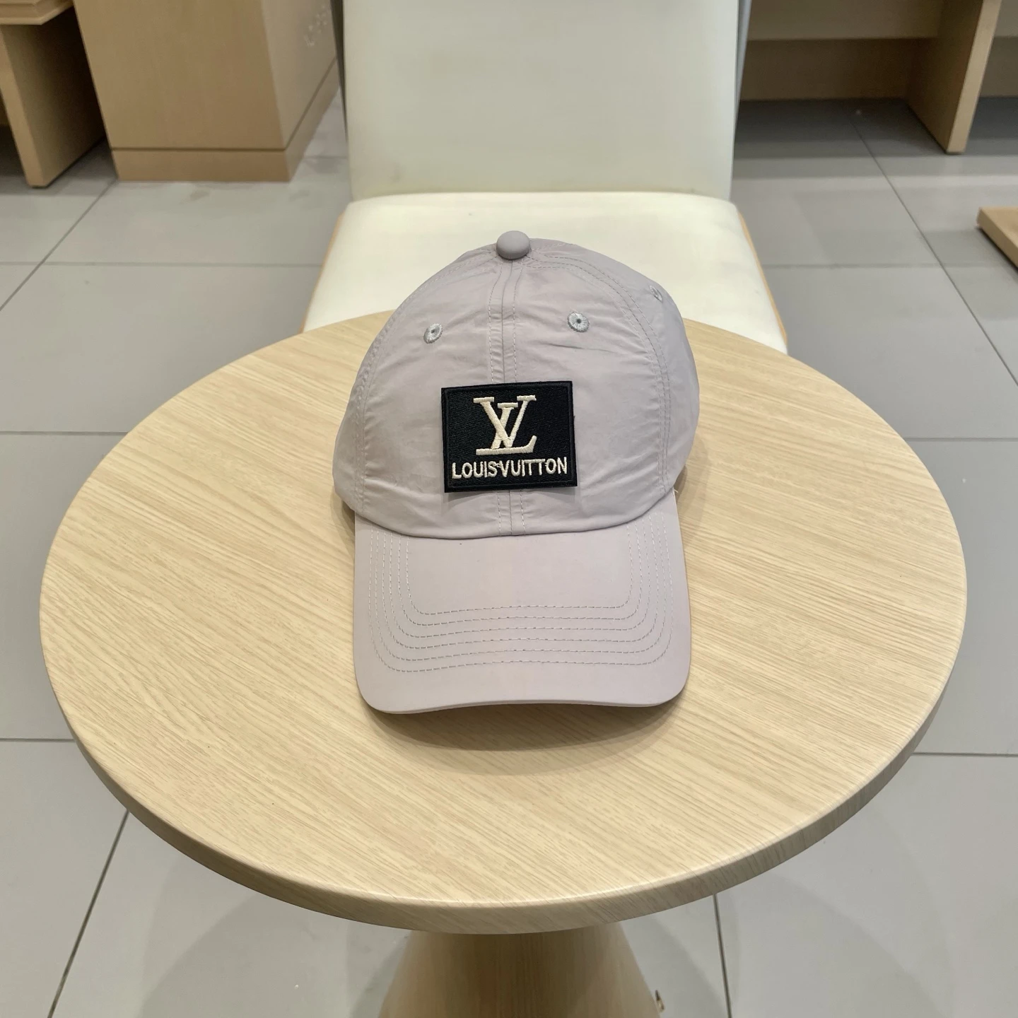 Louis Vuitton Caps — 7ac85c81