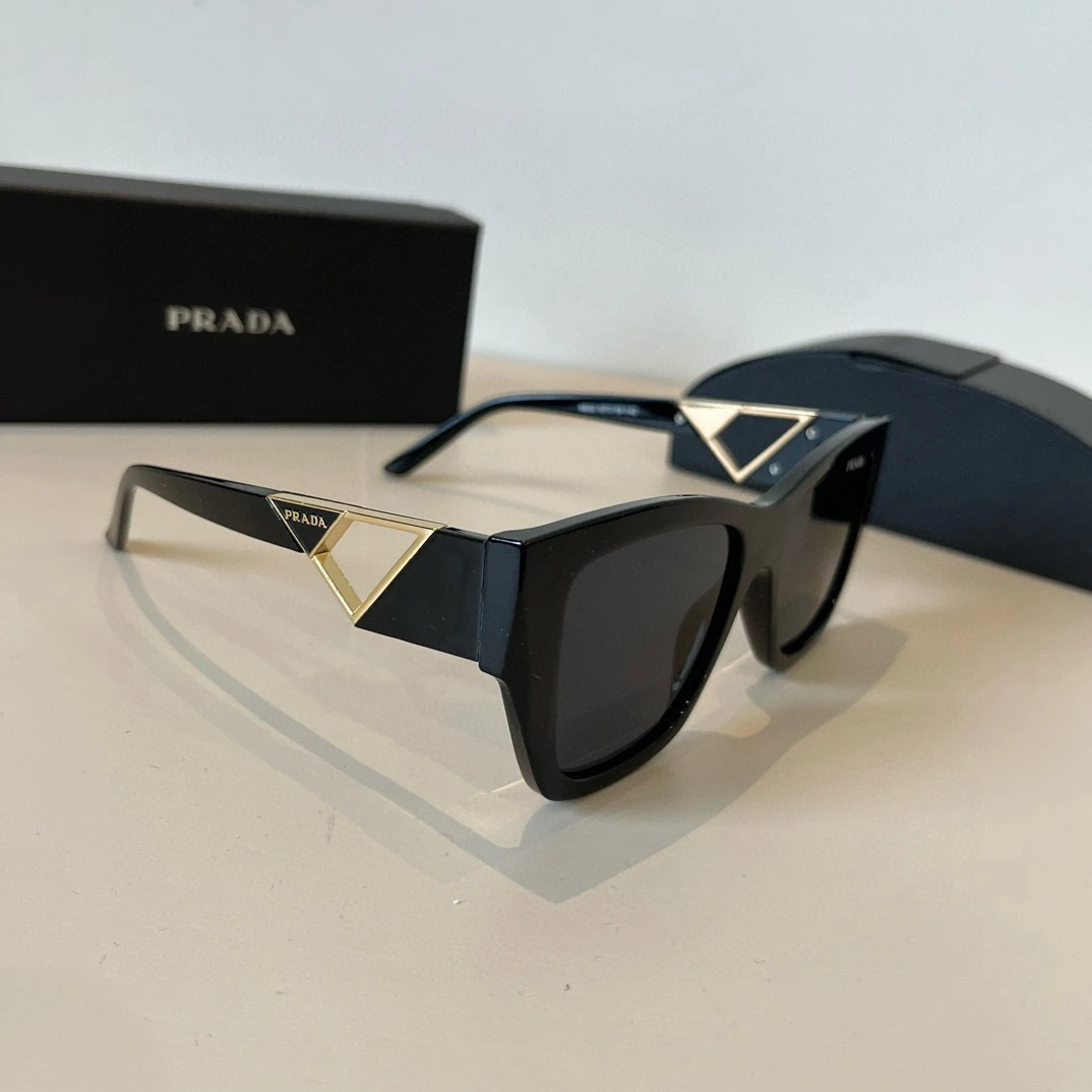 Prada Eyewear — f7eba6b7