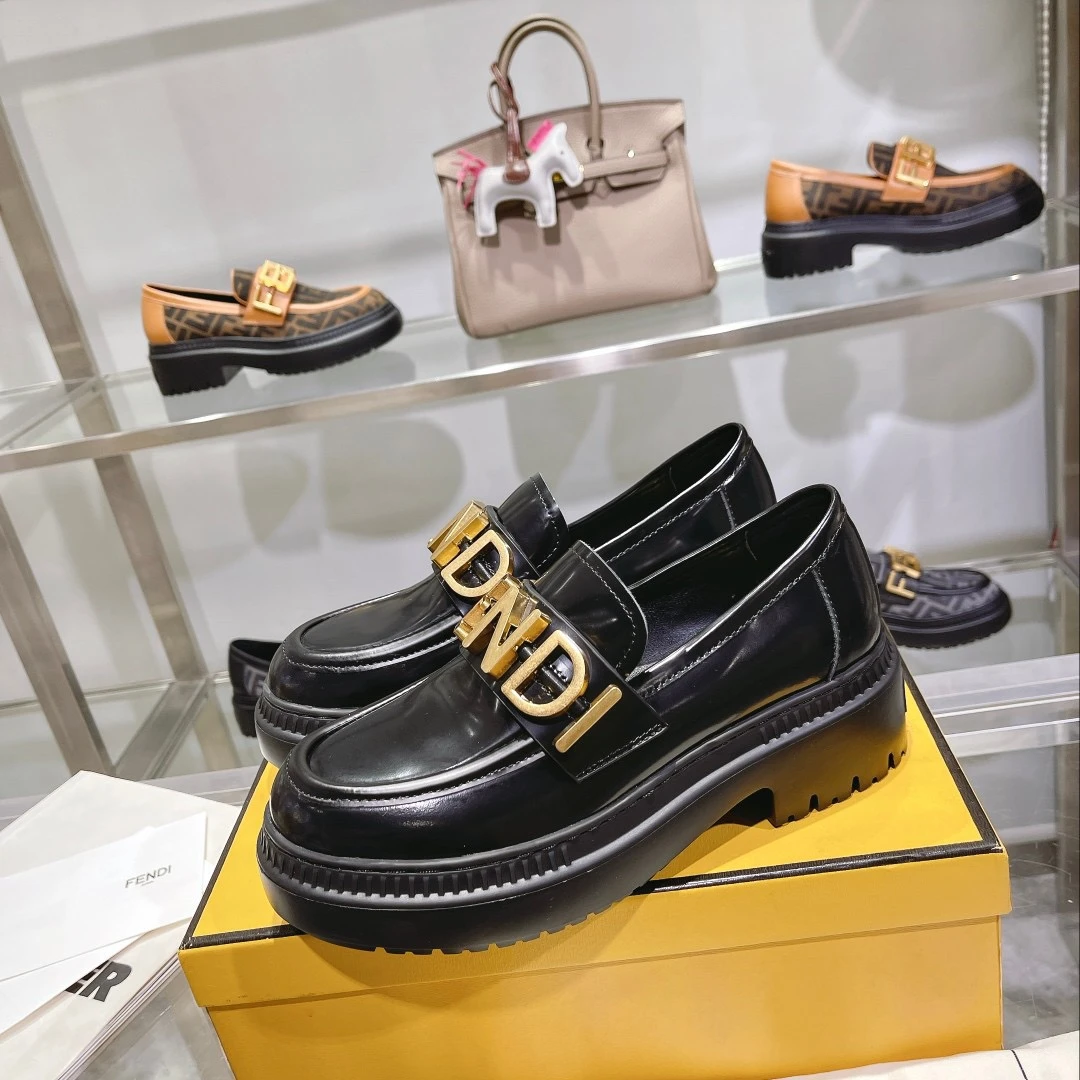 Fendi Loafers — cc83e94b
