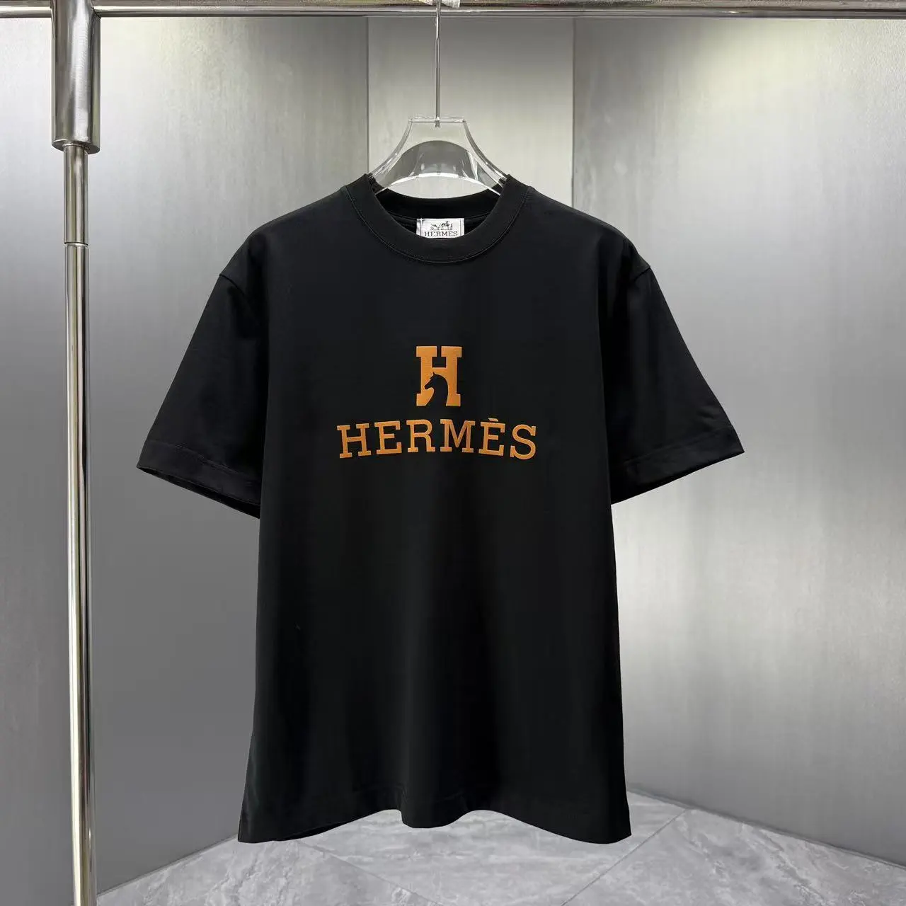 Hermès T-Shirt — b000c5a4
