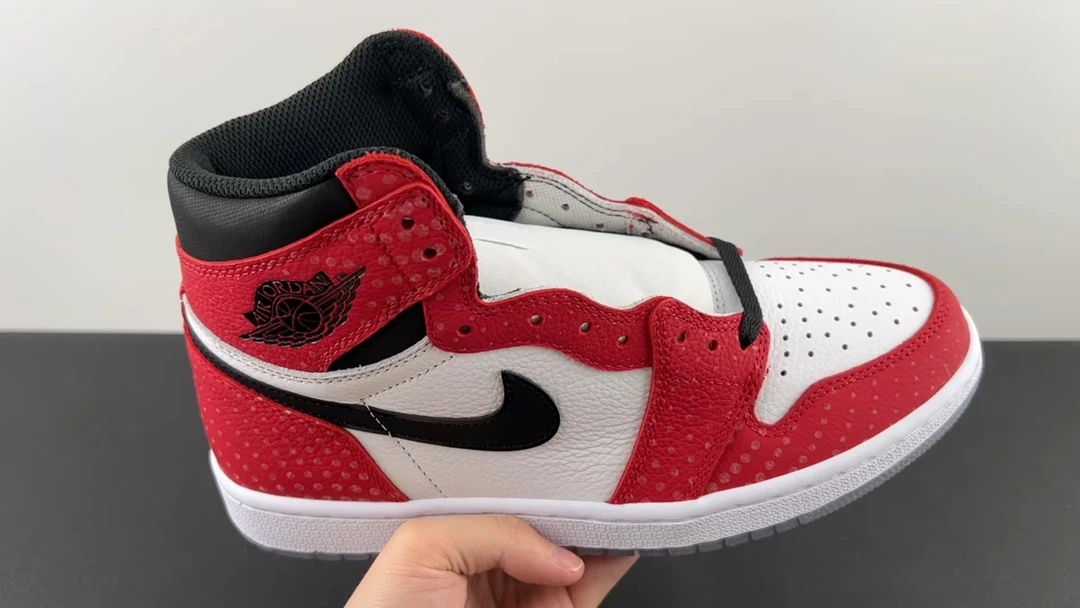 Nike Shoes — 95866075