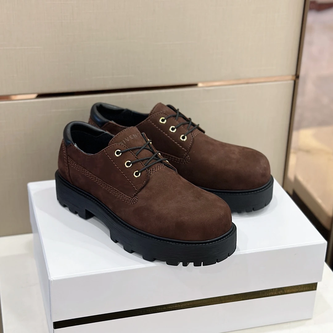 Givenchy Boots — 95d454b2