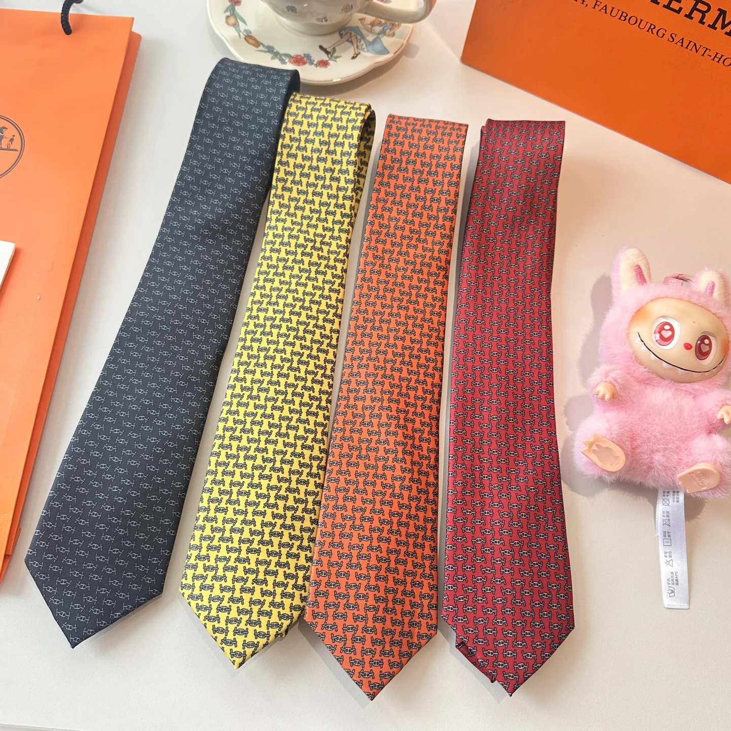 Hermès Ties — fc65e2e0