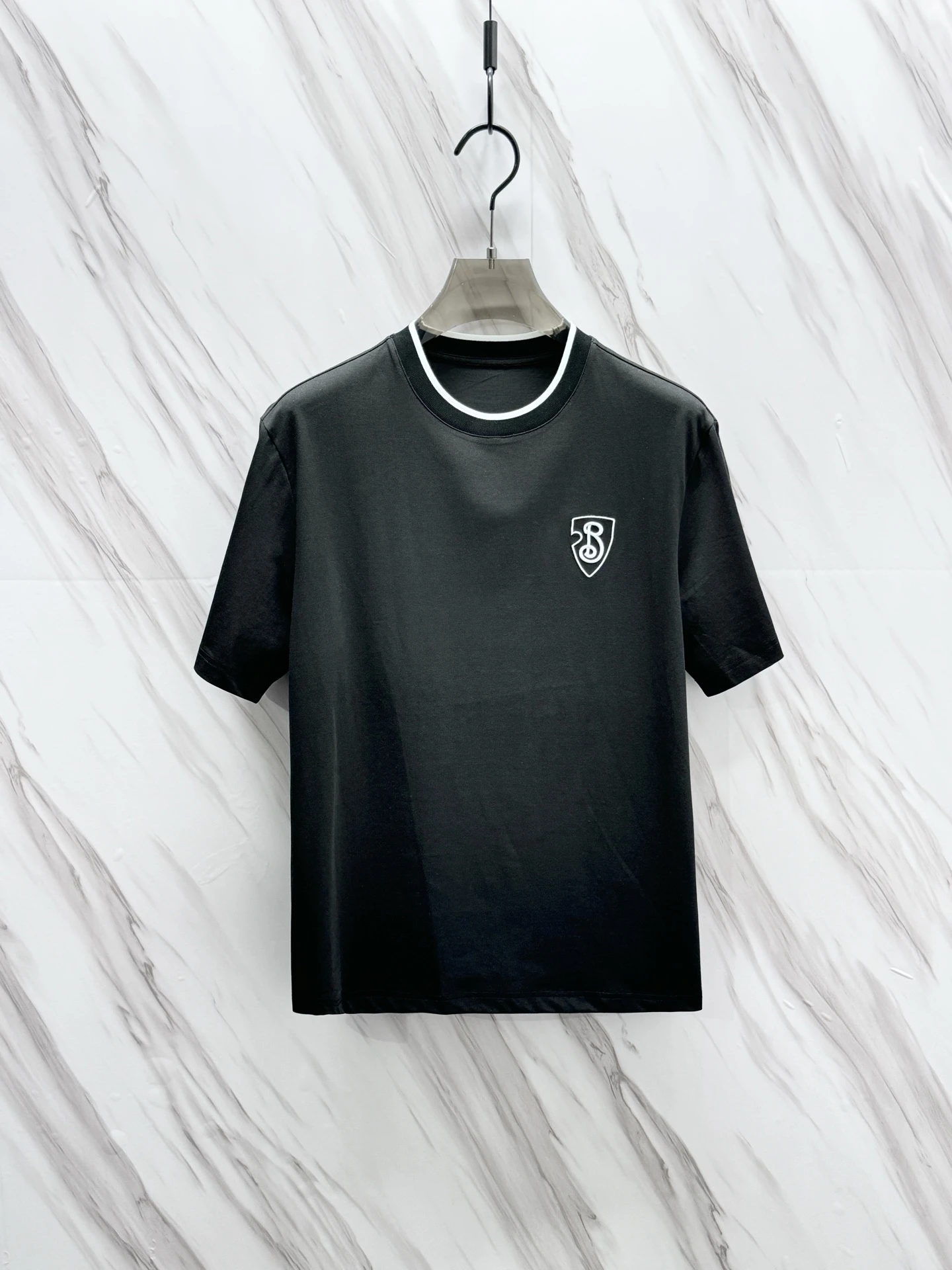 Burberry T-Shirt — 17112550