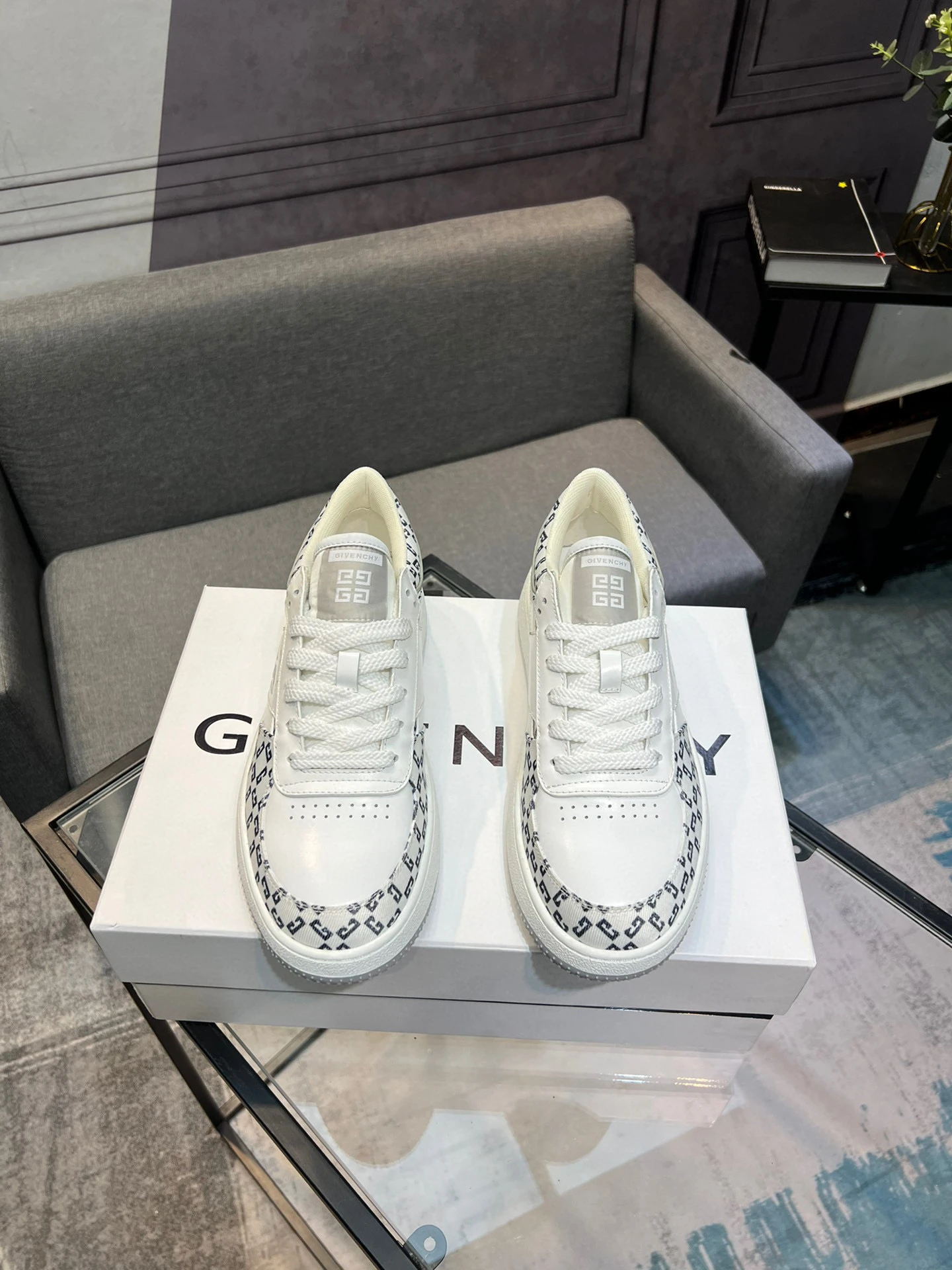 Givenchy Shoes — 55077886