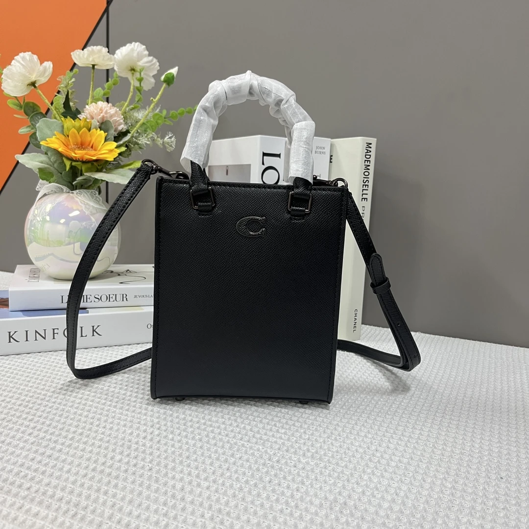 Coach Bag — b226d43d