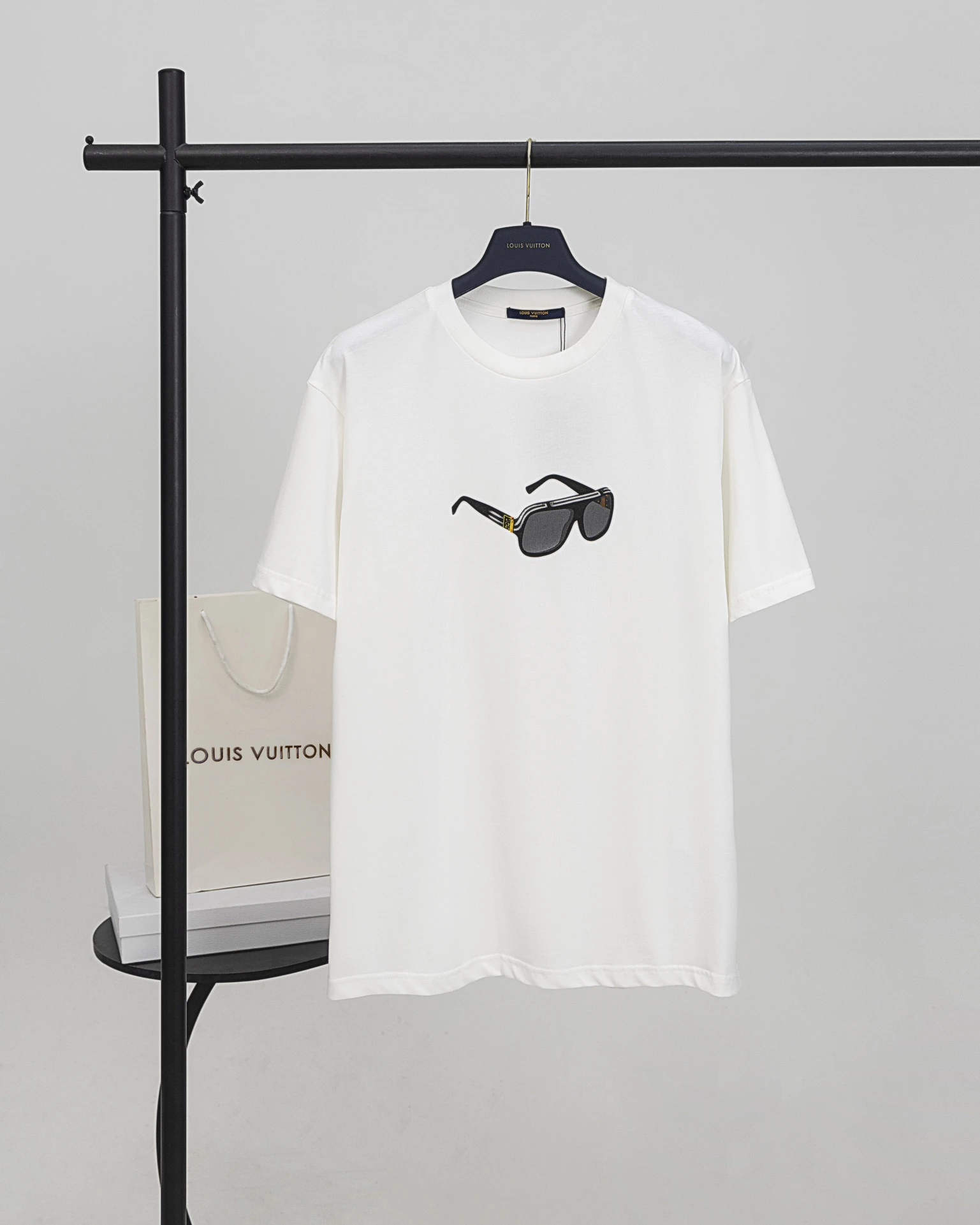 Louis Vuitton T-Shirt — a91bef20
