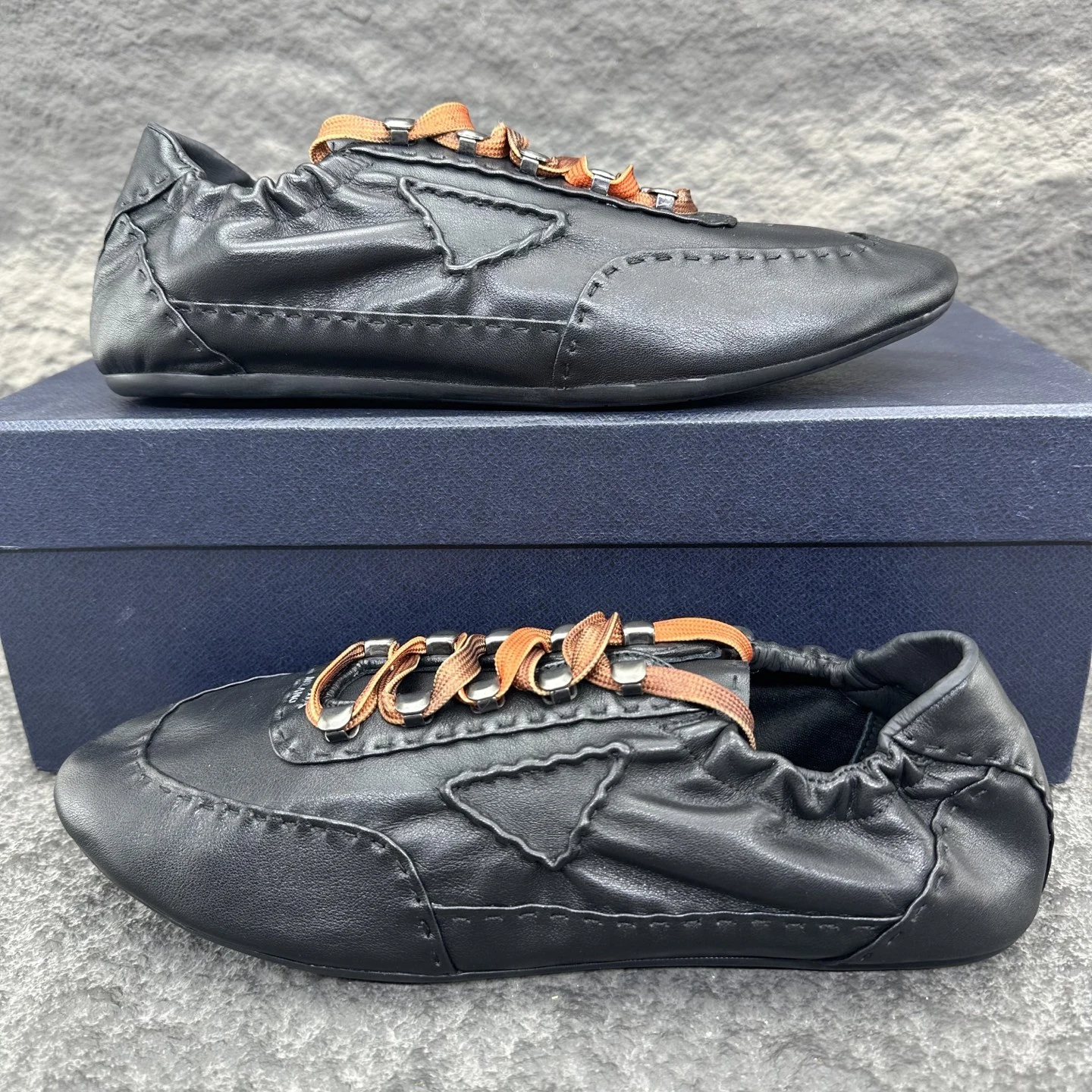 Prada Shoes — dd5db98b