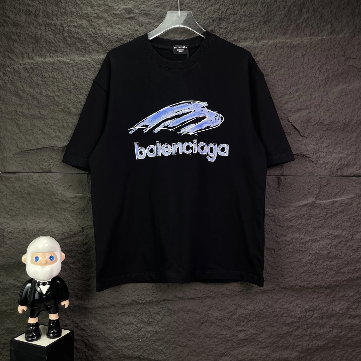 Balenciaga T-Shirt — d605b669