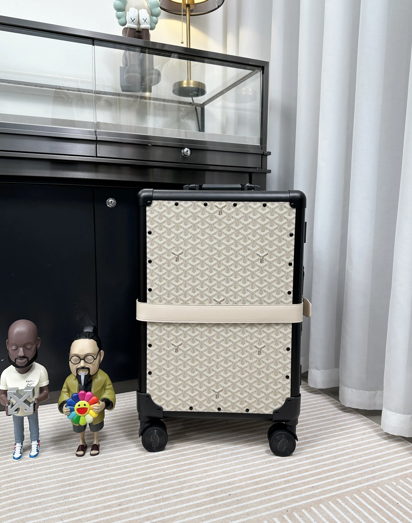 Goyard Luggage — 94f797a5