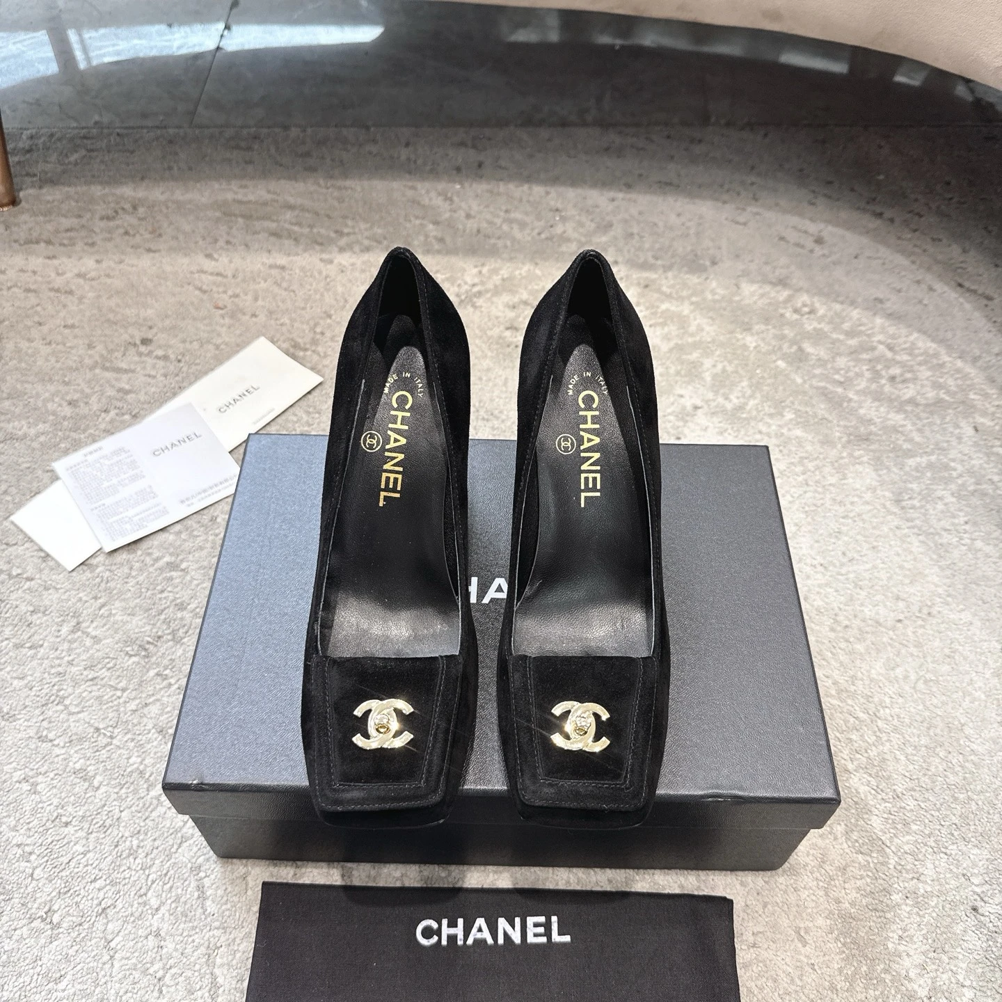 Chanel Sandals — dac12581