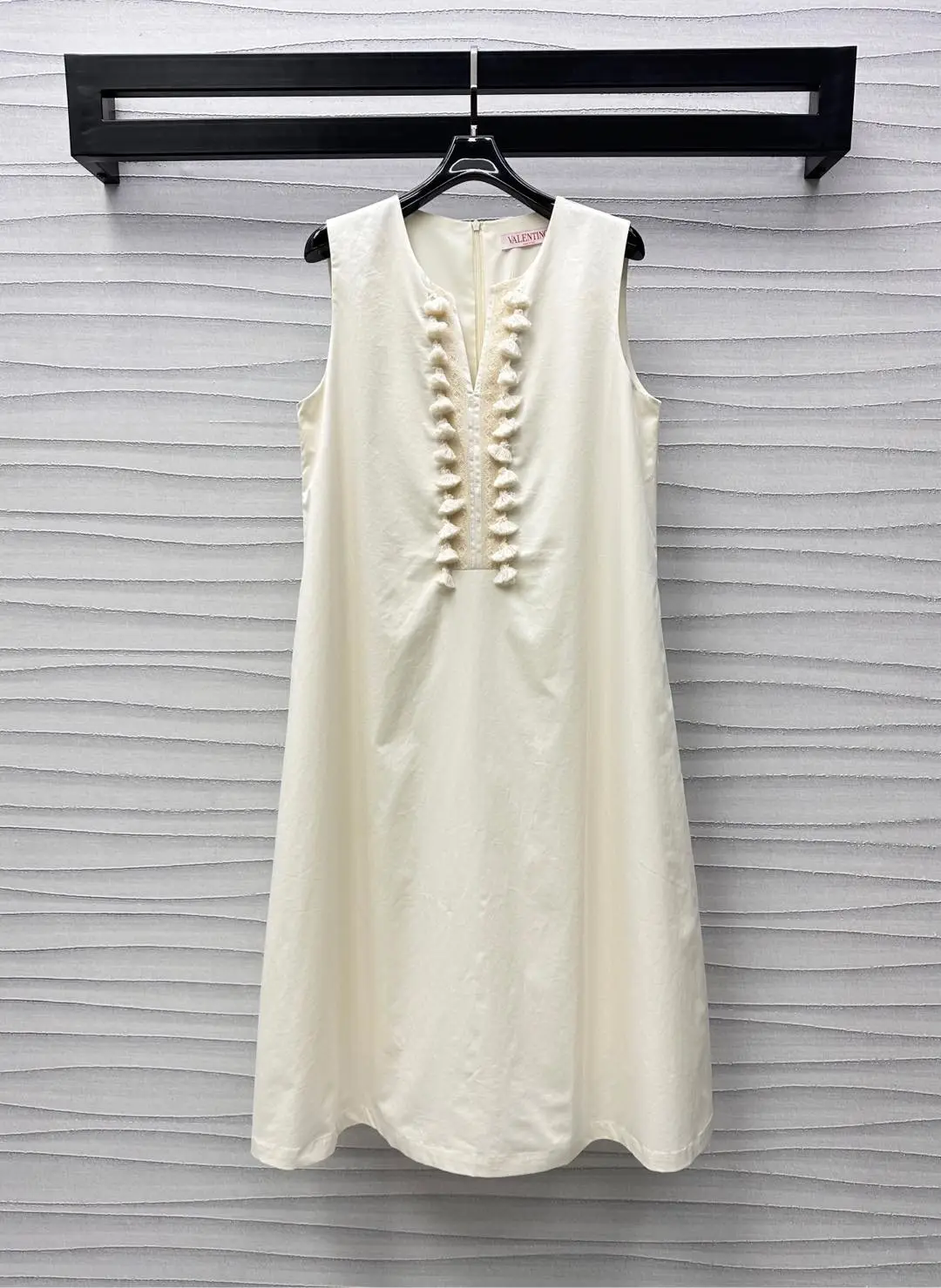 Dresses — 96c98d76