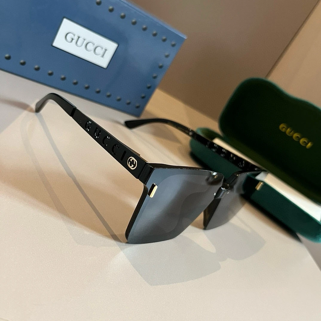 Gucci Eyewear — e209c21f