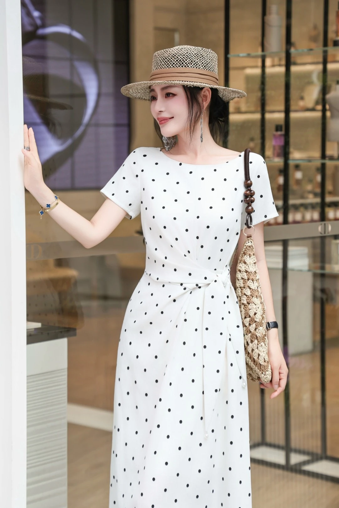 Dresses — 7052bbd9