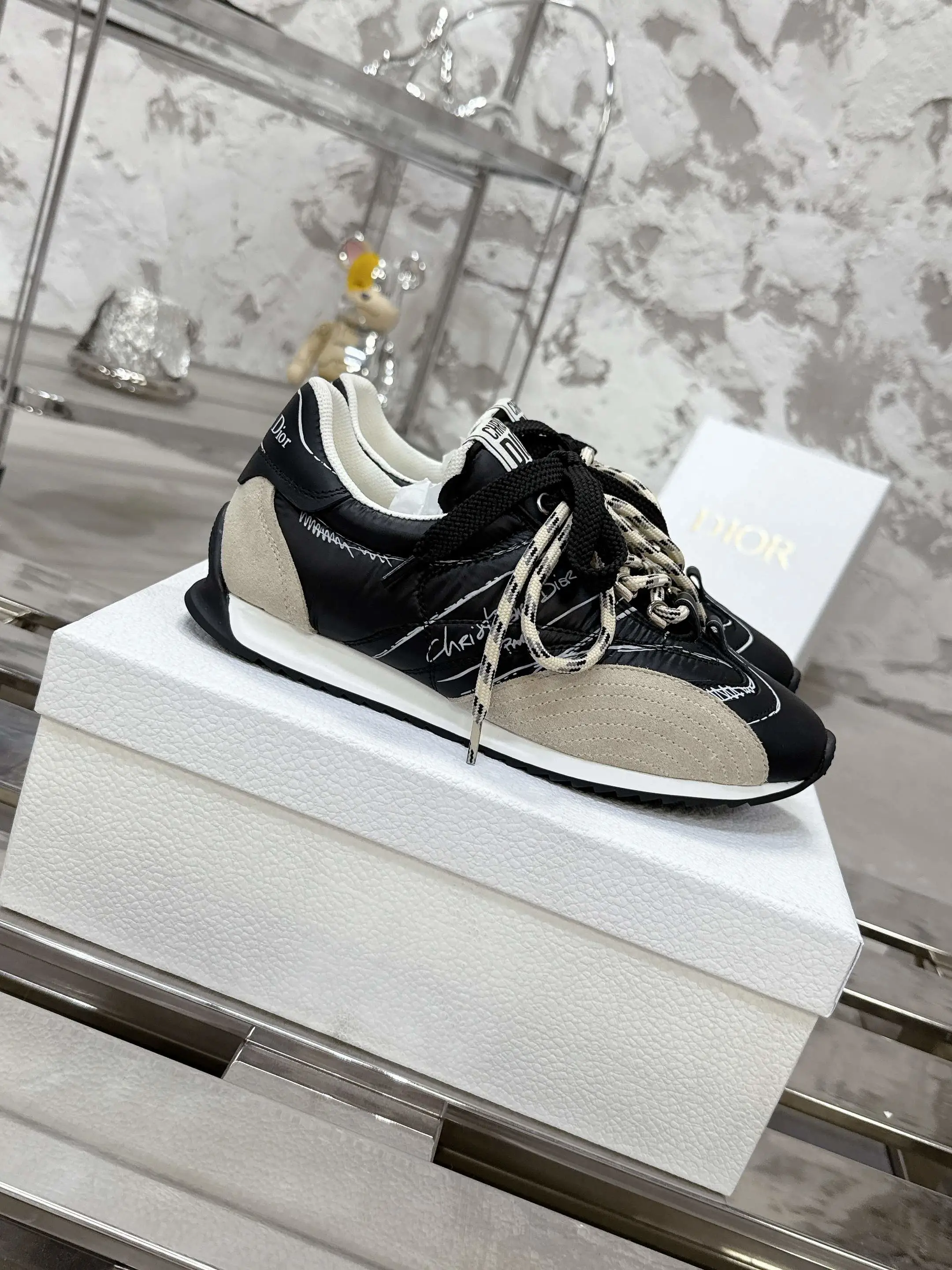 Dior Sneakers — 069b8c19