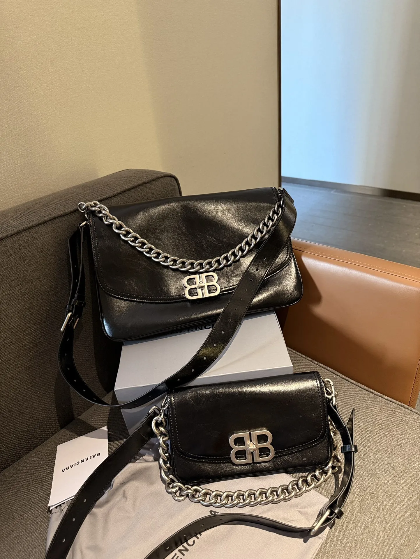 Balenciaga Bag — b27d8fb0