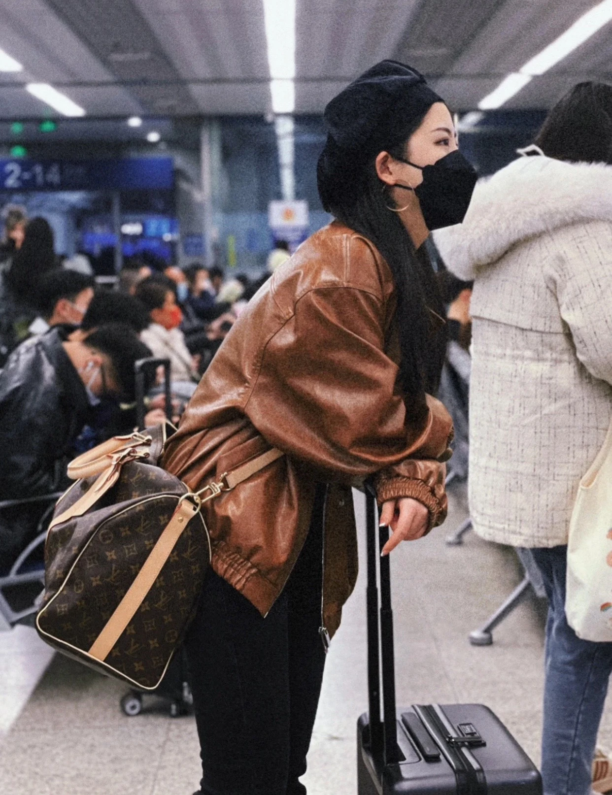 Louis Vuitton Bag — bf8eb6f5